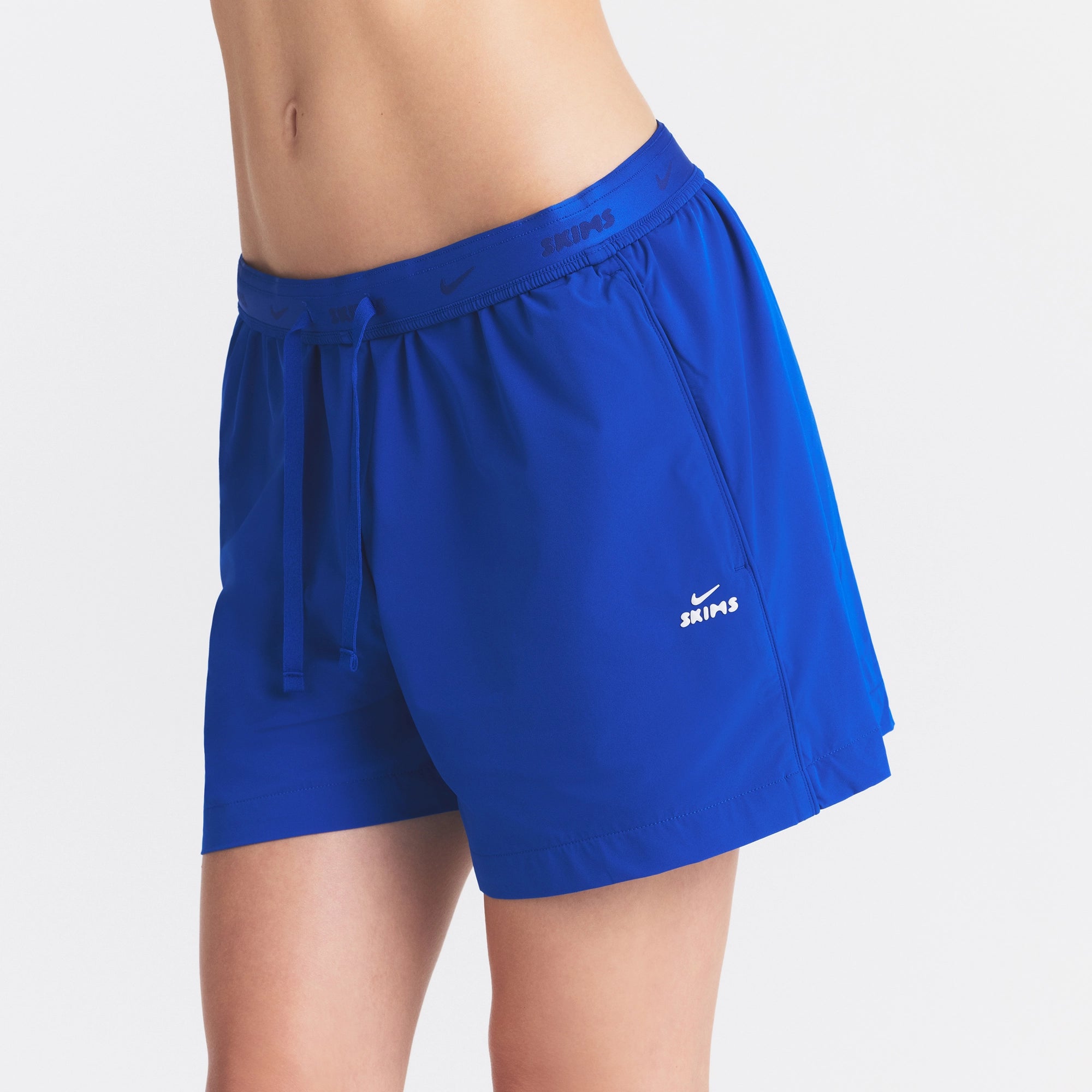 NikeSKIMS STRETCH NYLON 5 TRACK SHORT | COBALT - Image 4