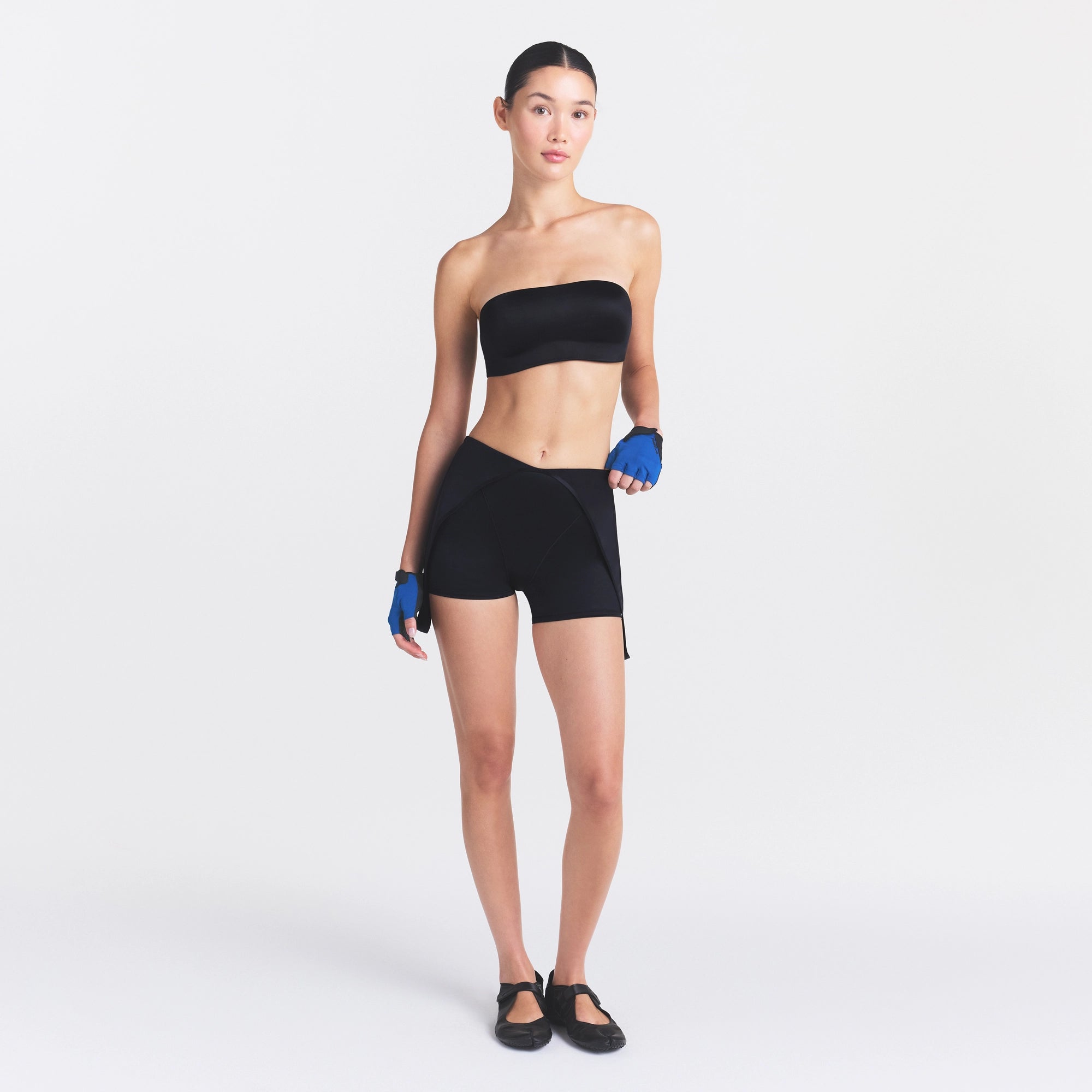 NikeSKIMS SATIN SHINE SUSPENDER 2.5 ONE PIECE | OBSIDIAN - Image 3