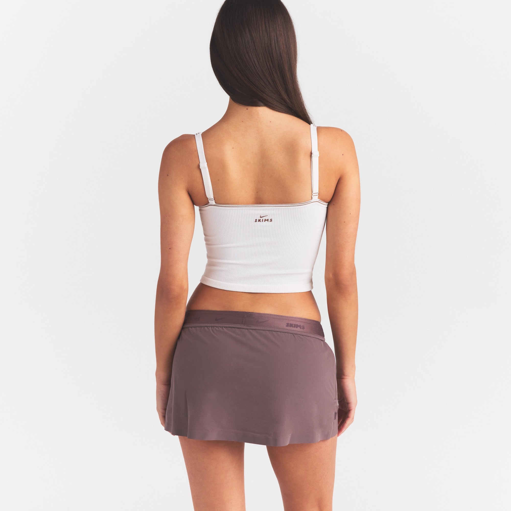 NikeSKIMS RIBBED SEAMLESS CAMI | IVORY - Image 4