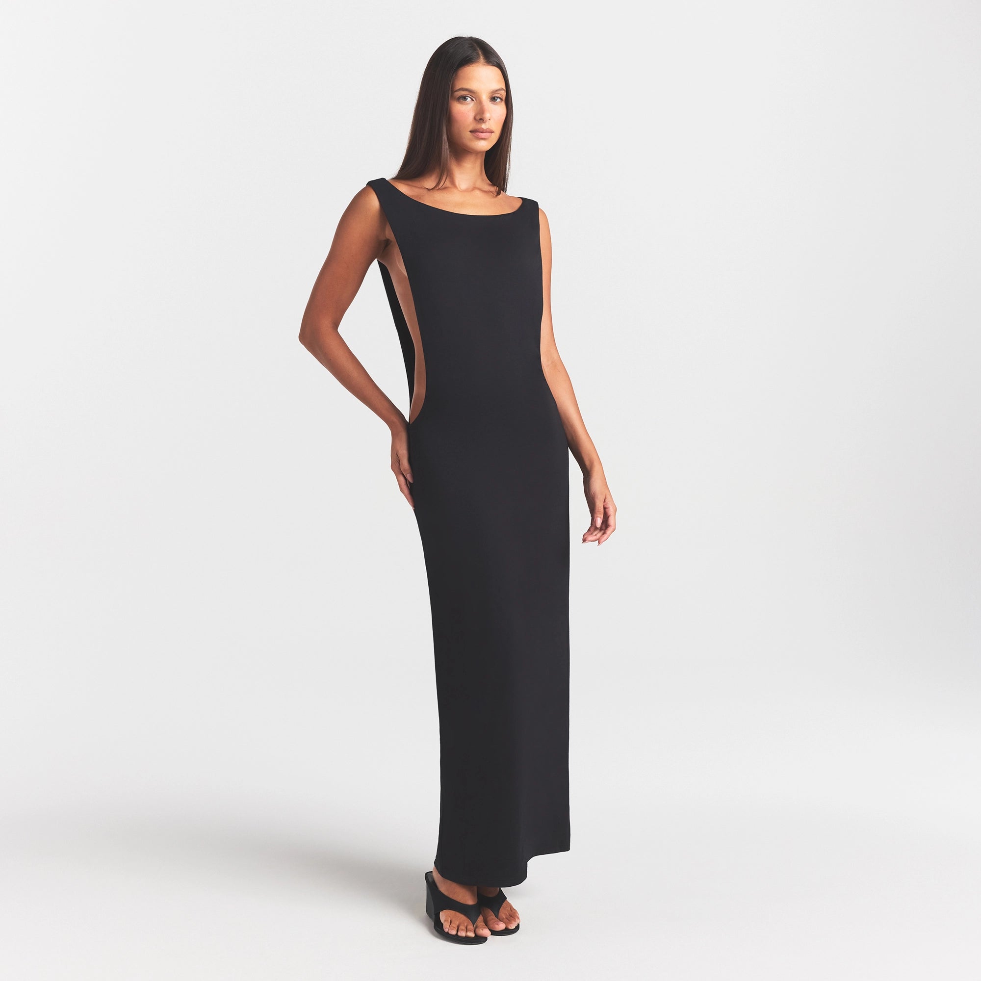 SMOOTH LAYERS CUT OUT LONG DRESS | OBSIDIAN - Image 3