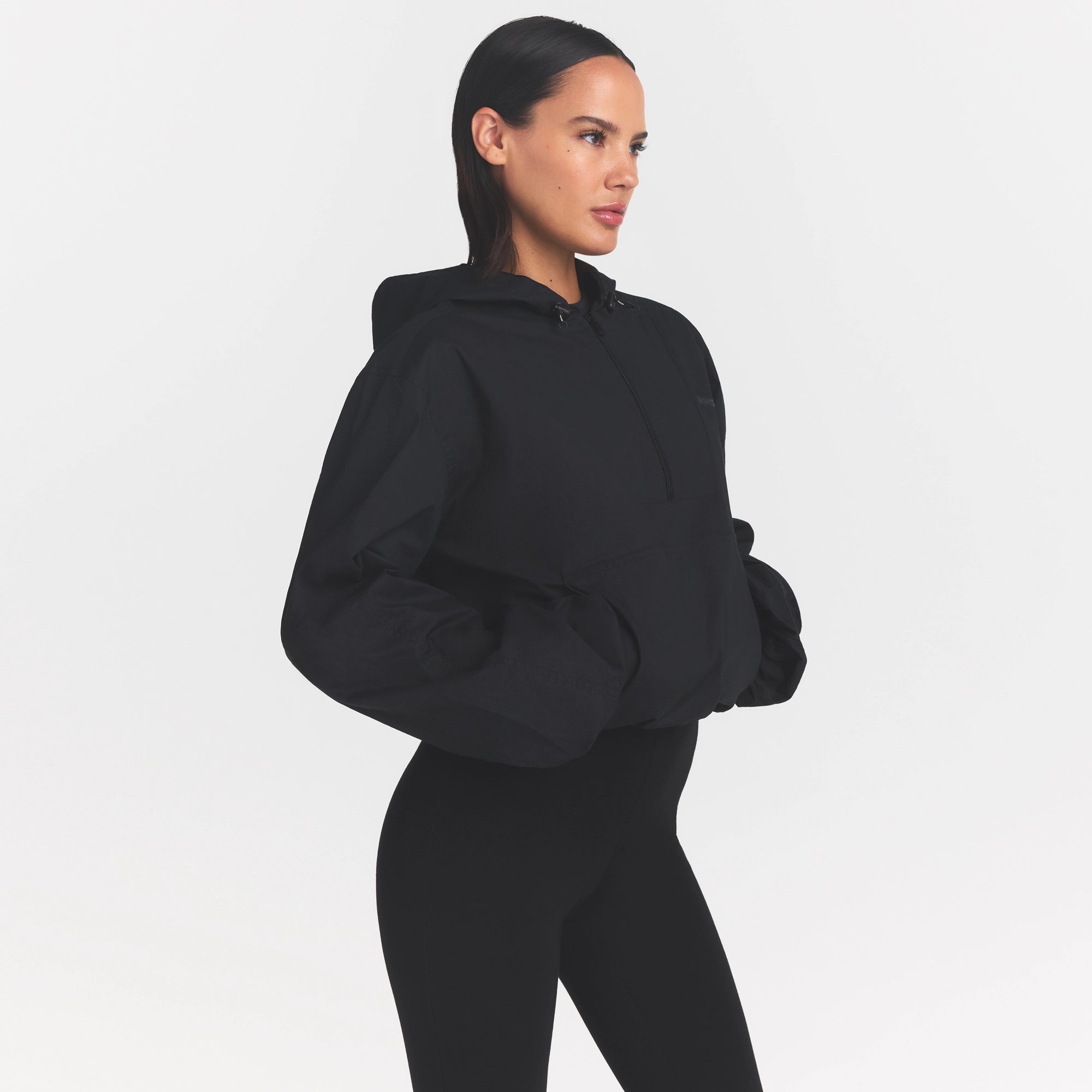 WOVEN COTTON HALF ZIP PULLOVER | ONYX - Image 3