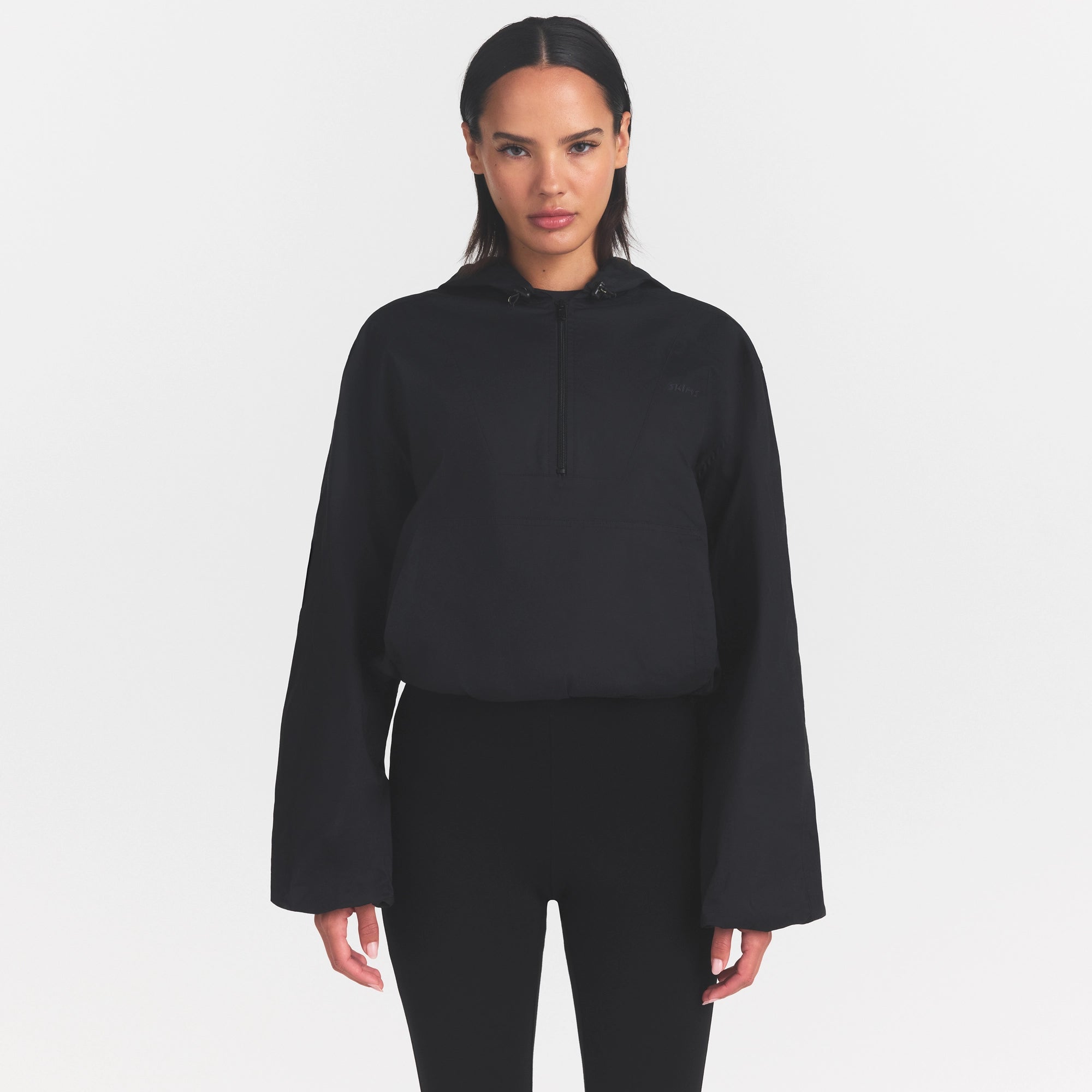 WOVEN COTTON HALF ZIP PULLOVER | ONYX - Image 4
