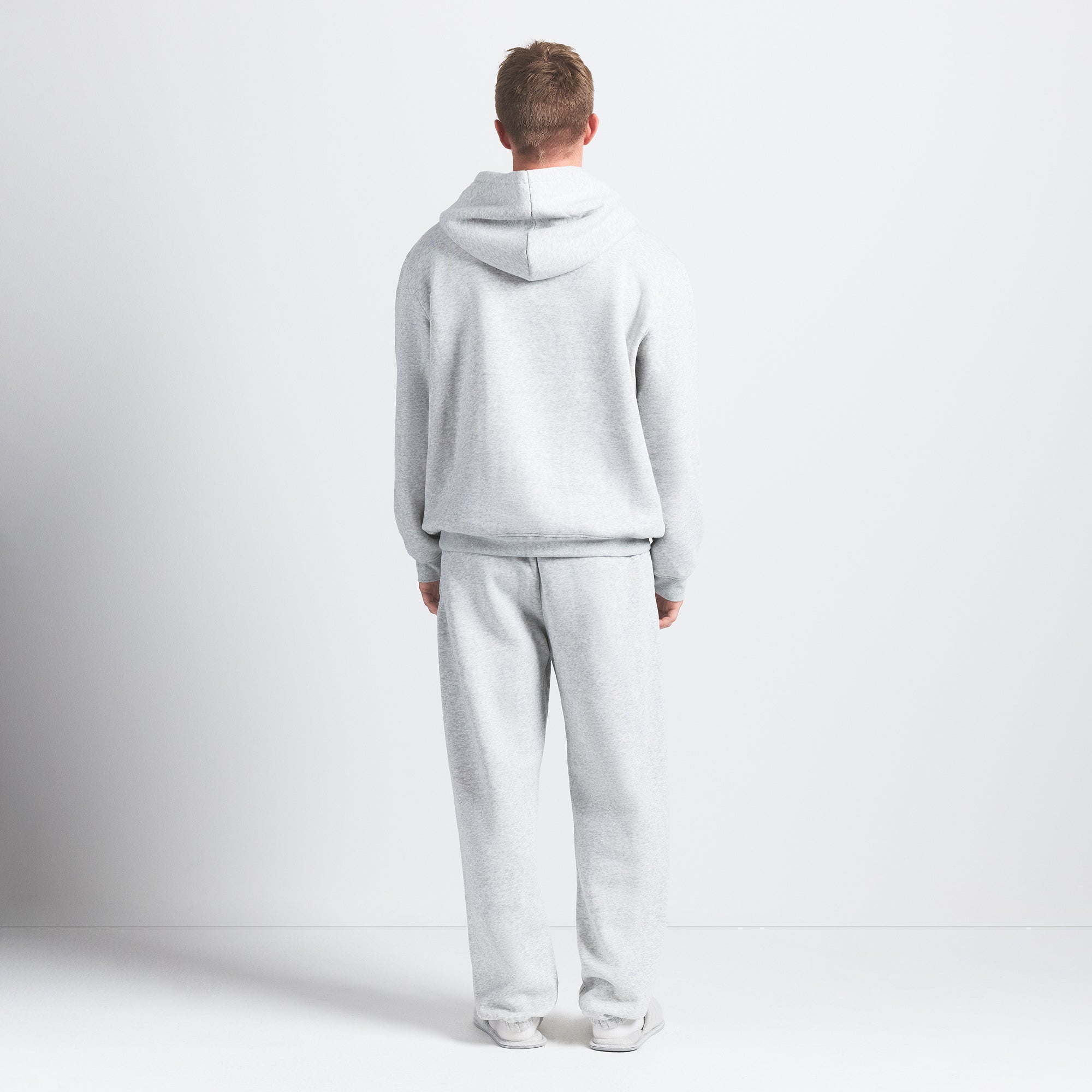 FLEECE LOUNGE MENS RELAXED HOODIE | LIGHT HEATHER GREY - Image 5