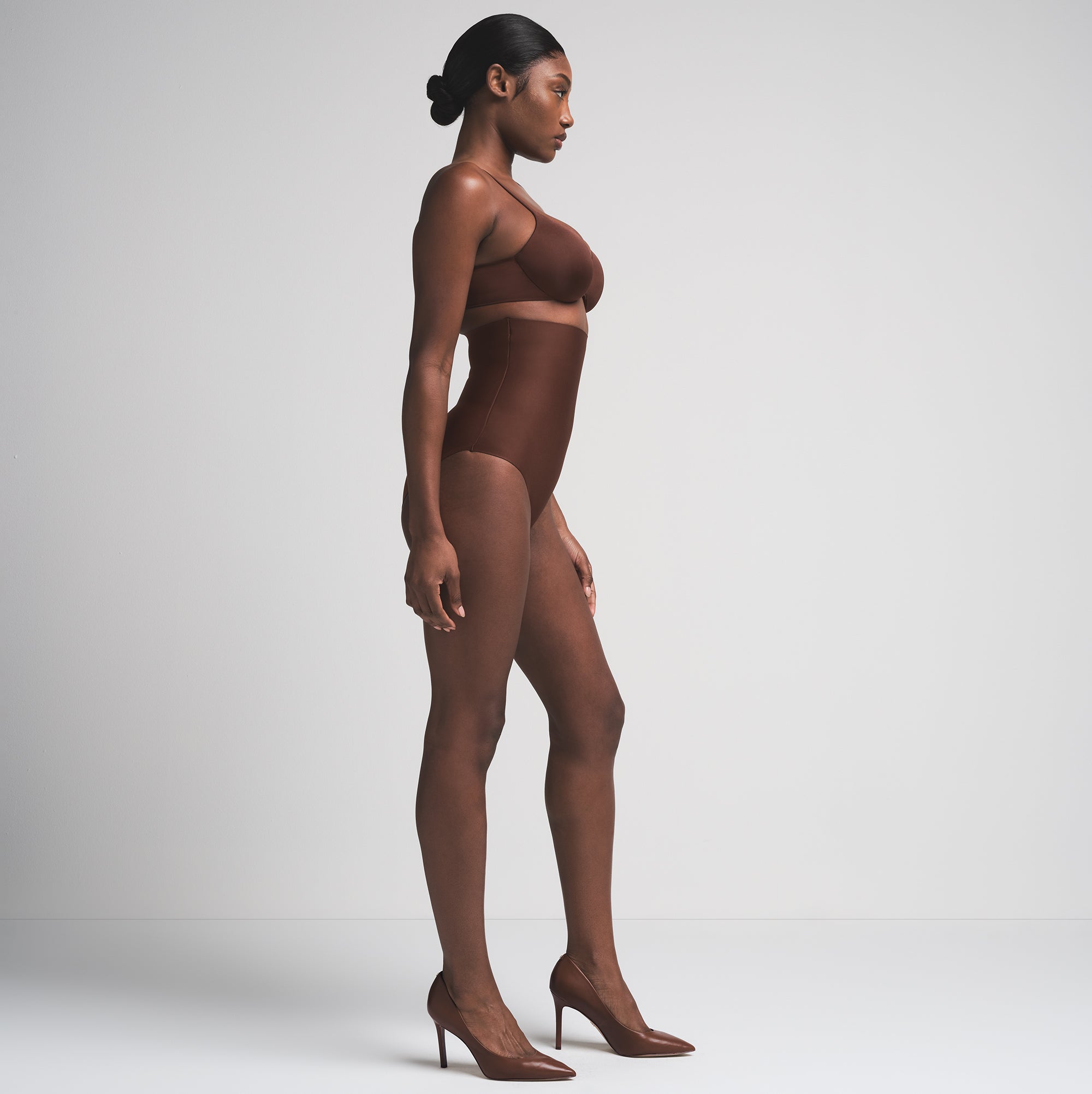SKIMS BODY CORE SCULPT HIGH-WAISTED BRIEF | COCOA - Image 6