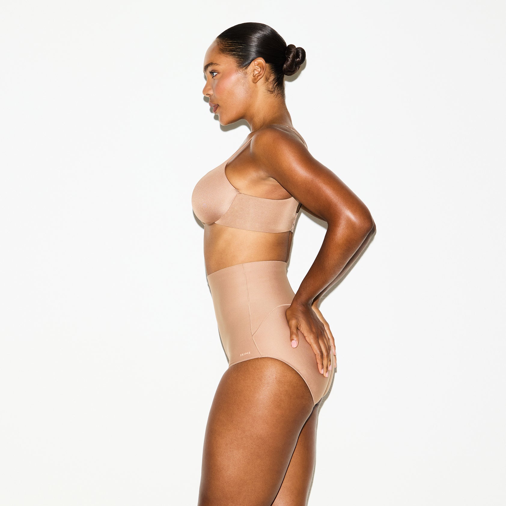 SKIMS BODY CORE SCULPT BUTT LIFTING BRIEF | SIENNA - Image 3