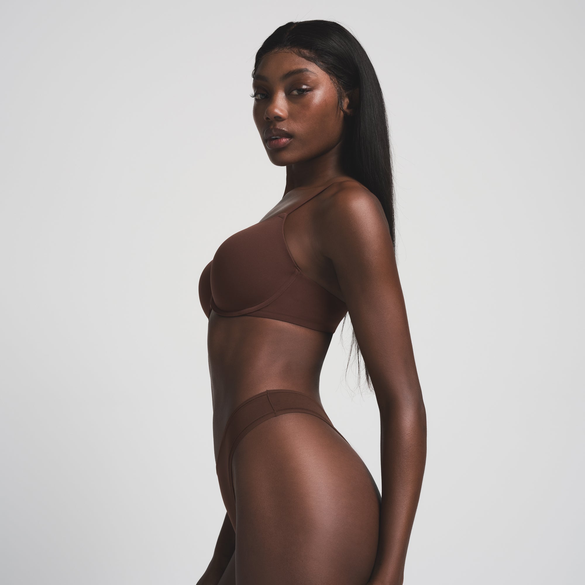 FITS EVERYBODY DIPPED FRONT THONG | COCOA - Image 3