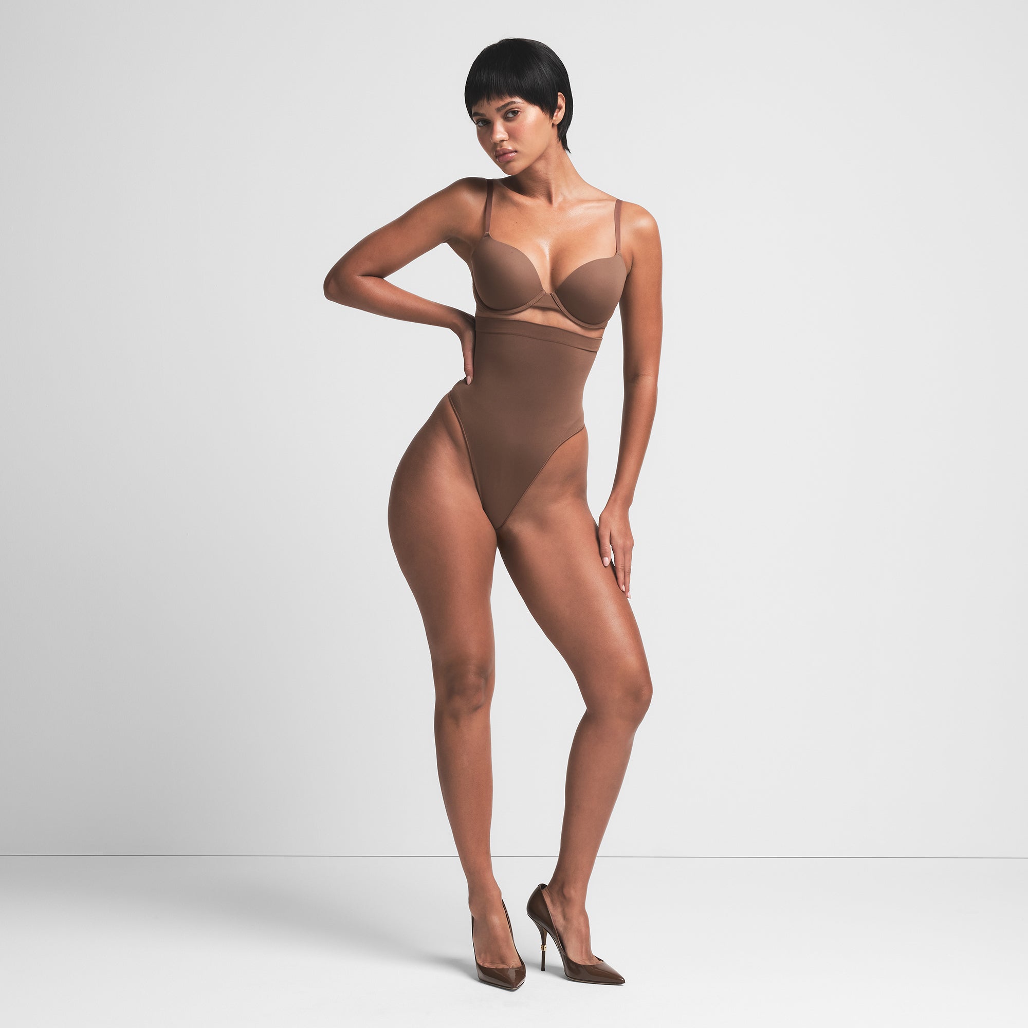 SEAMLESS SCULPT HIGH-WAISTED THONG | JASPER - Image 2