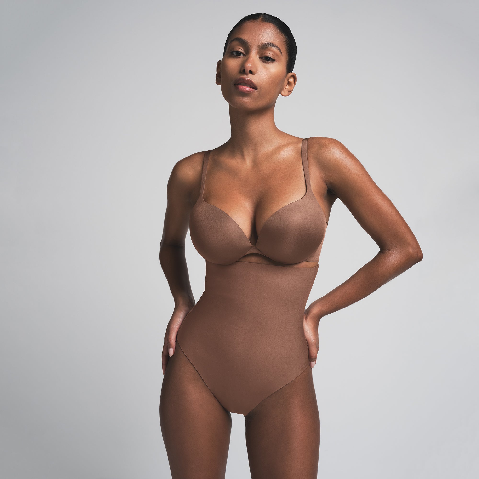 SKIMS BODY CORE SCULPT HIGH-WAISTED THONG | JASPER - Image 4