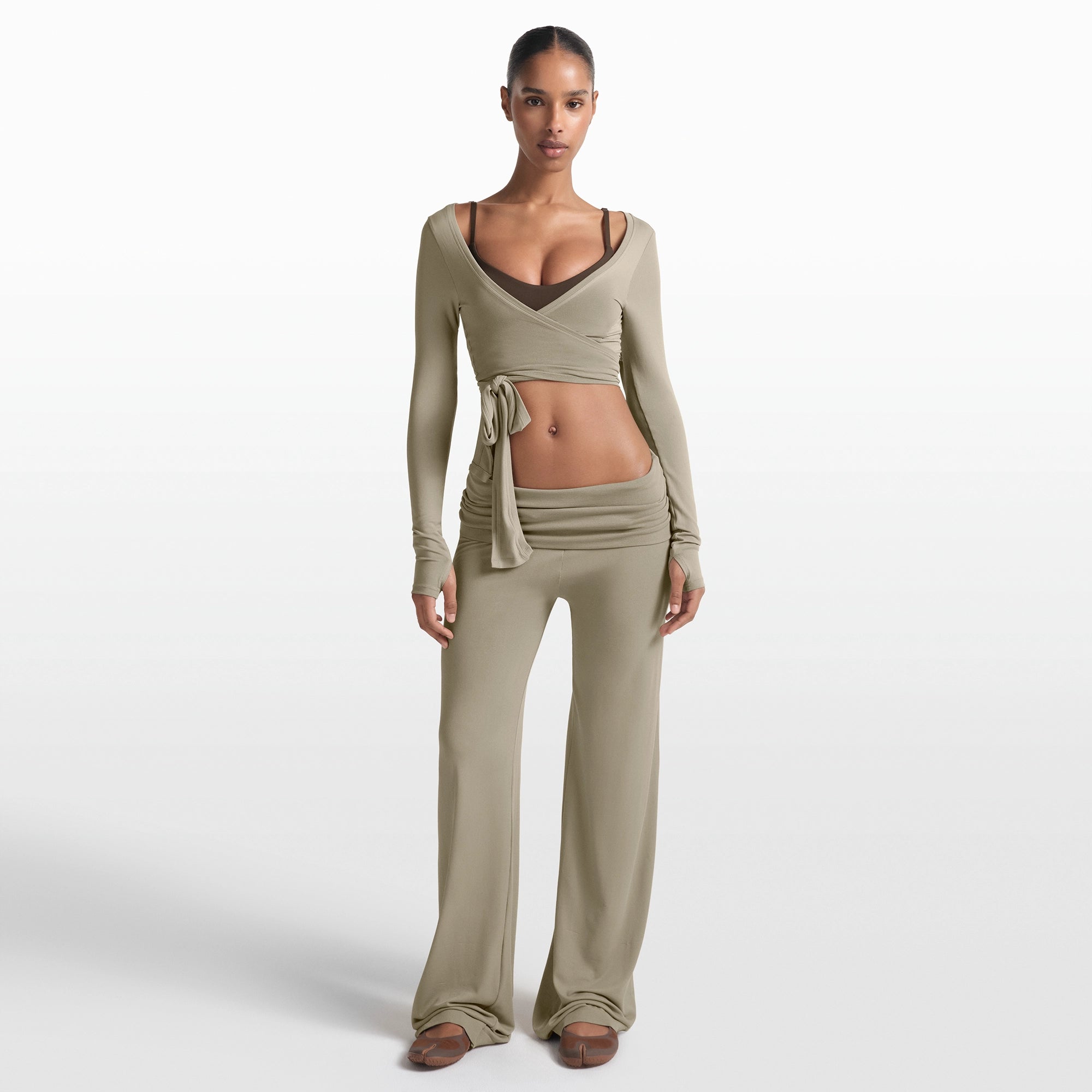 NikeSKIMS STRETCH KNIT FOLDOVER WIDE LEG PANT | DUNE - Image 2
