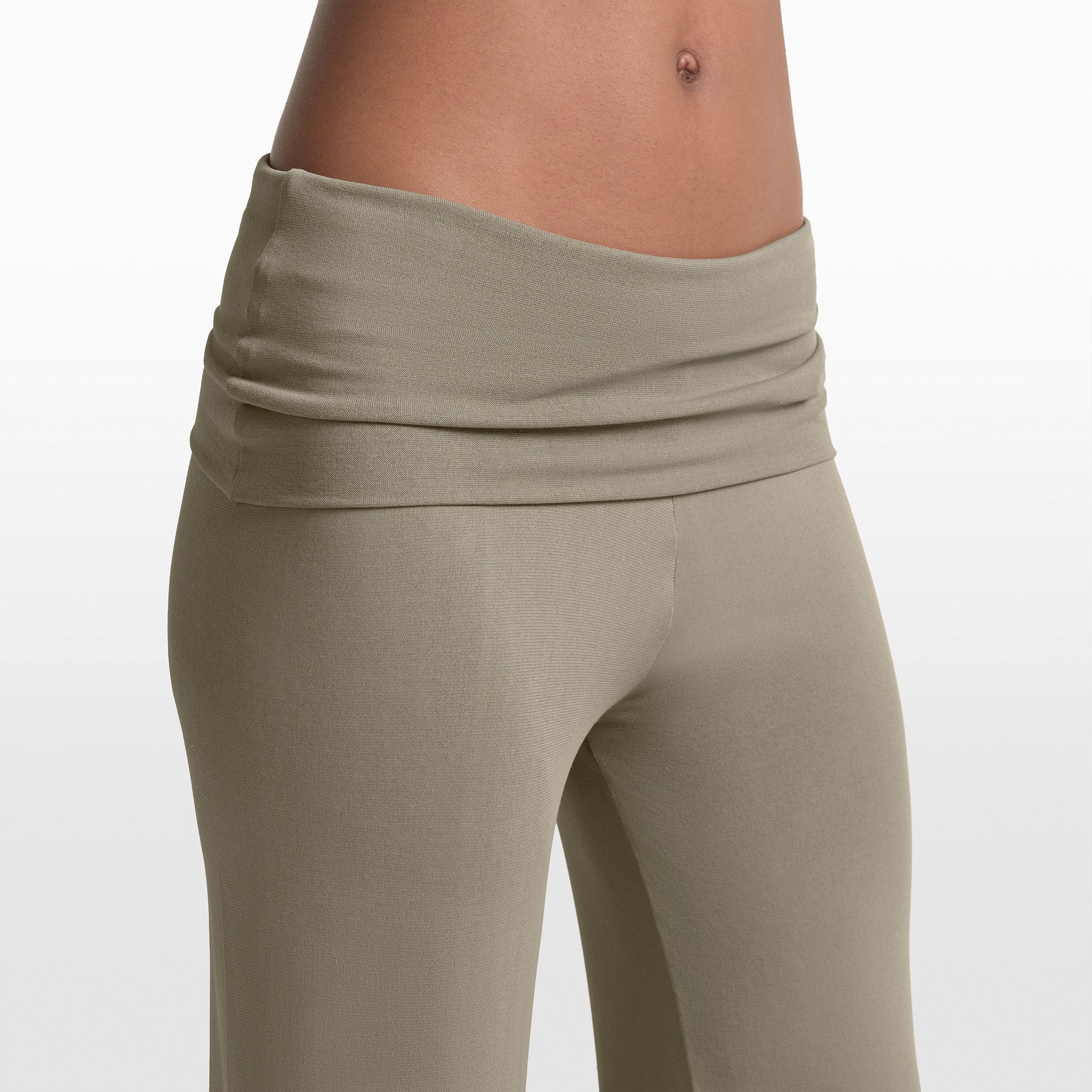 NikeSKIMS STRETCH KNIT FOLDOVER WIDE LEG PANT | DUNE - Image 3