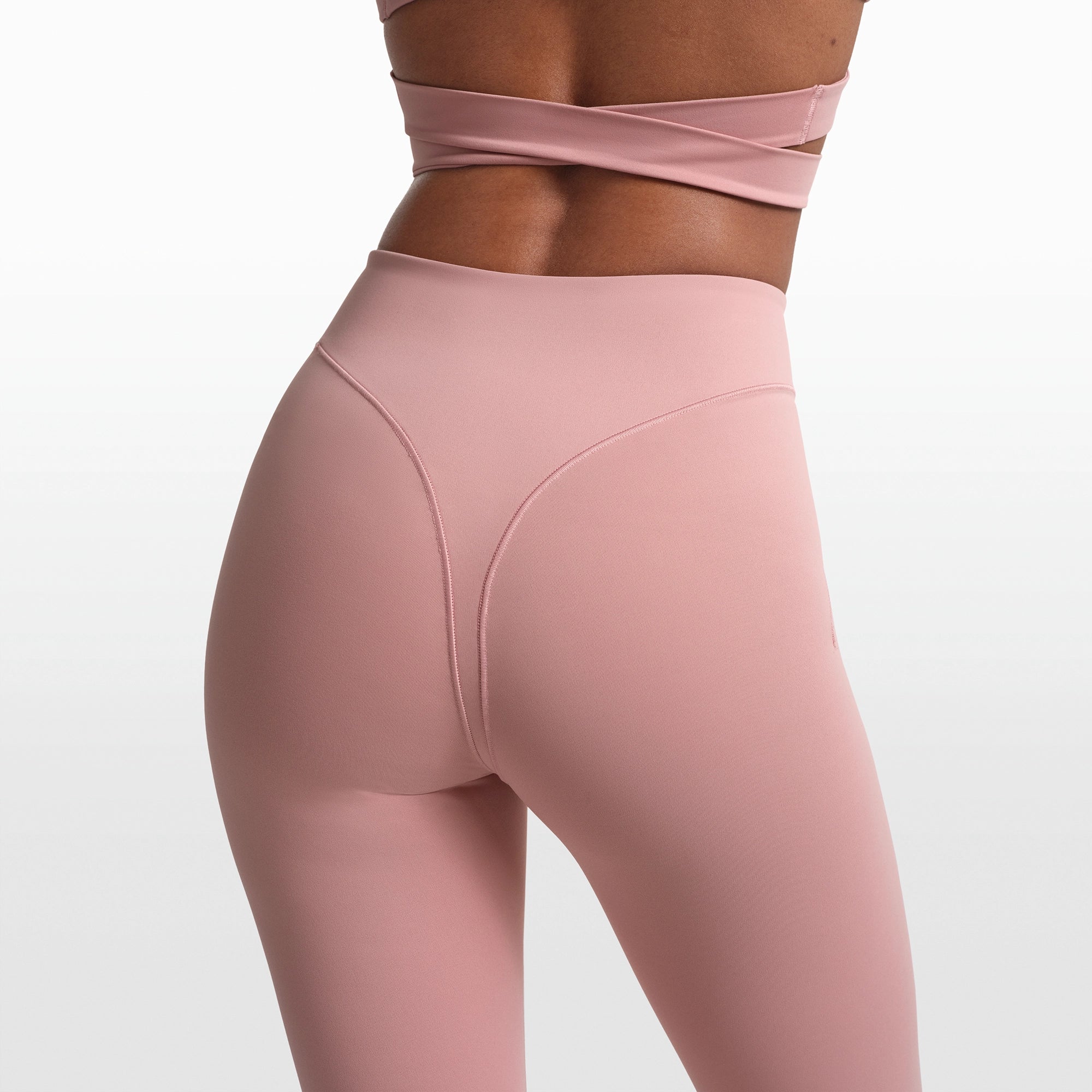 NikeSKIMS MATTE 17 V-LINE CAPRI LEGGING | HIMALAYAN - Image 4