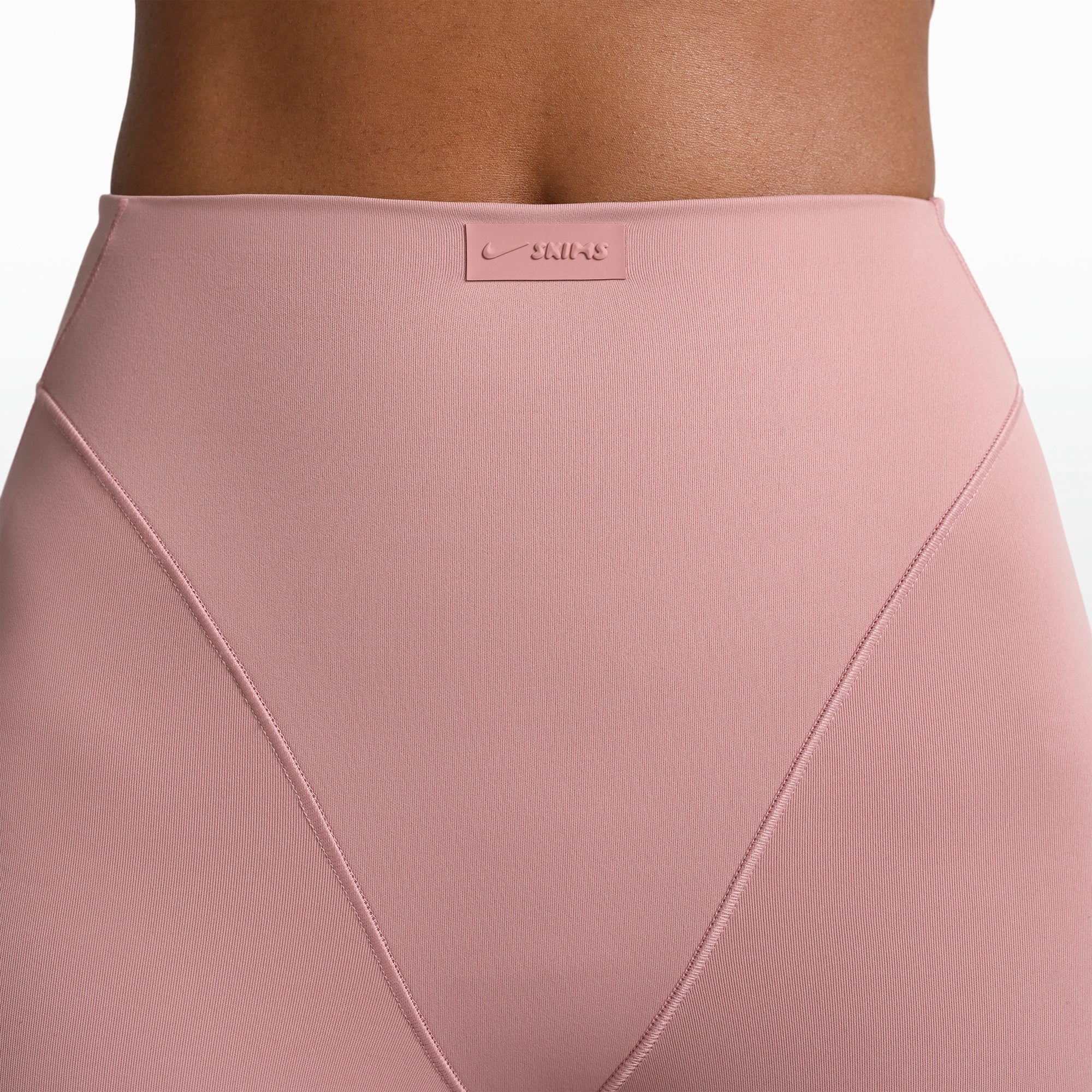 NikeSKIMS MATTE 17 V-LINE CAPRI LEGGING | HIMALAYAN - Image 6