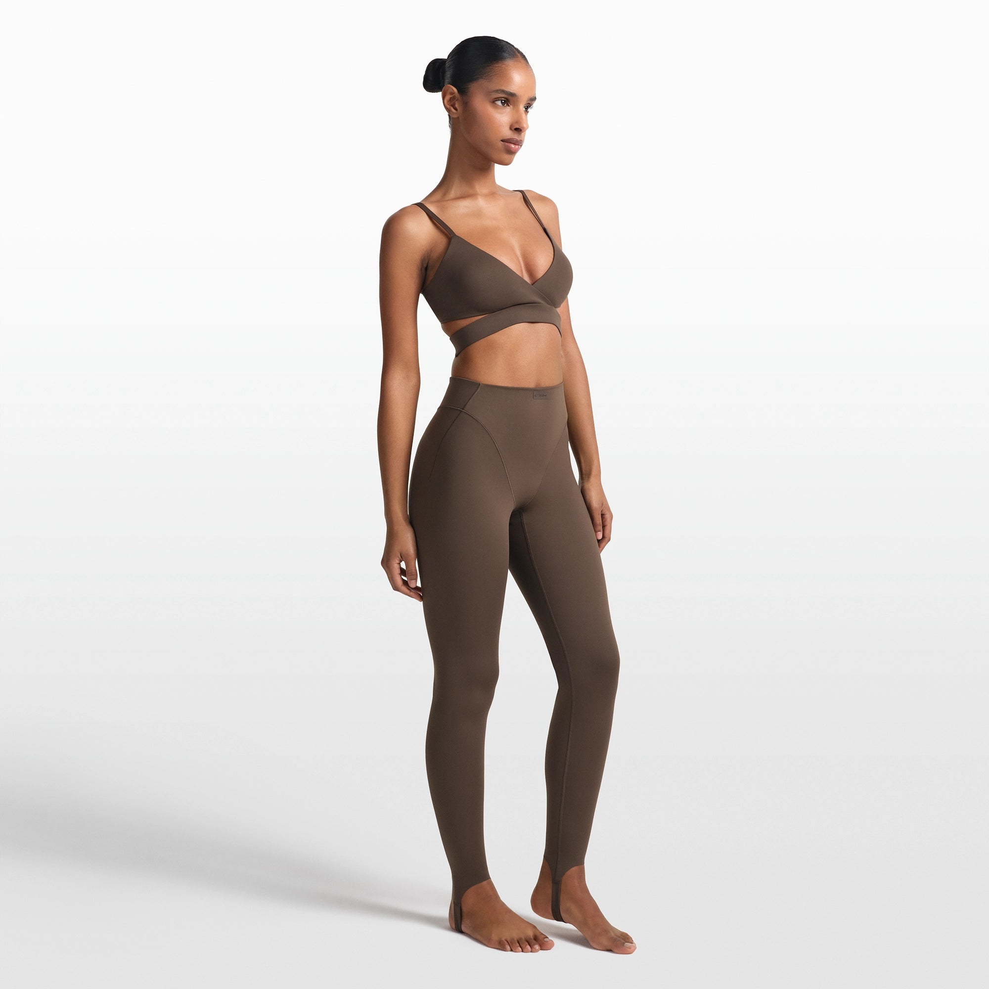NikeSKIMS MATTE V-LINE STIRRUP LEGGING | DARK SEPIA - Image 3
