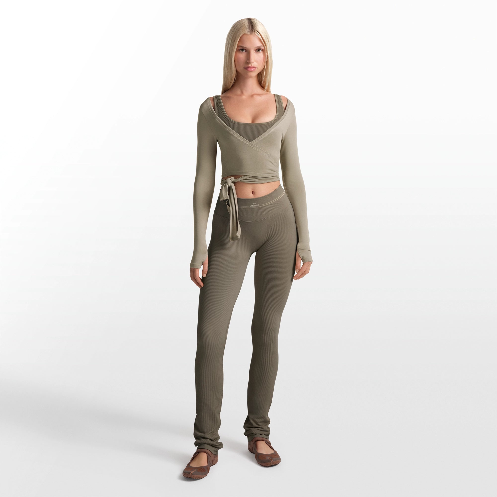 NikeSKIMS RIBBED SEAMLESS 34 STRAIGHT LEGGING | DUSTY OAKMOSS - Image 2