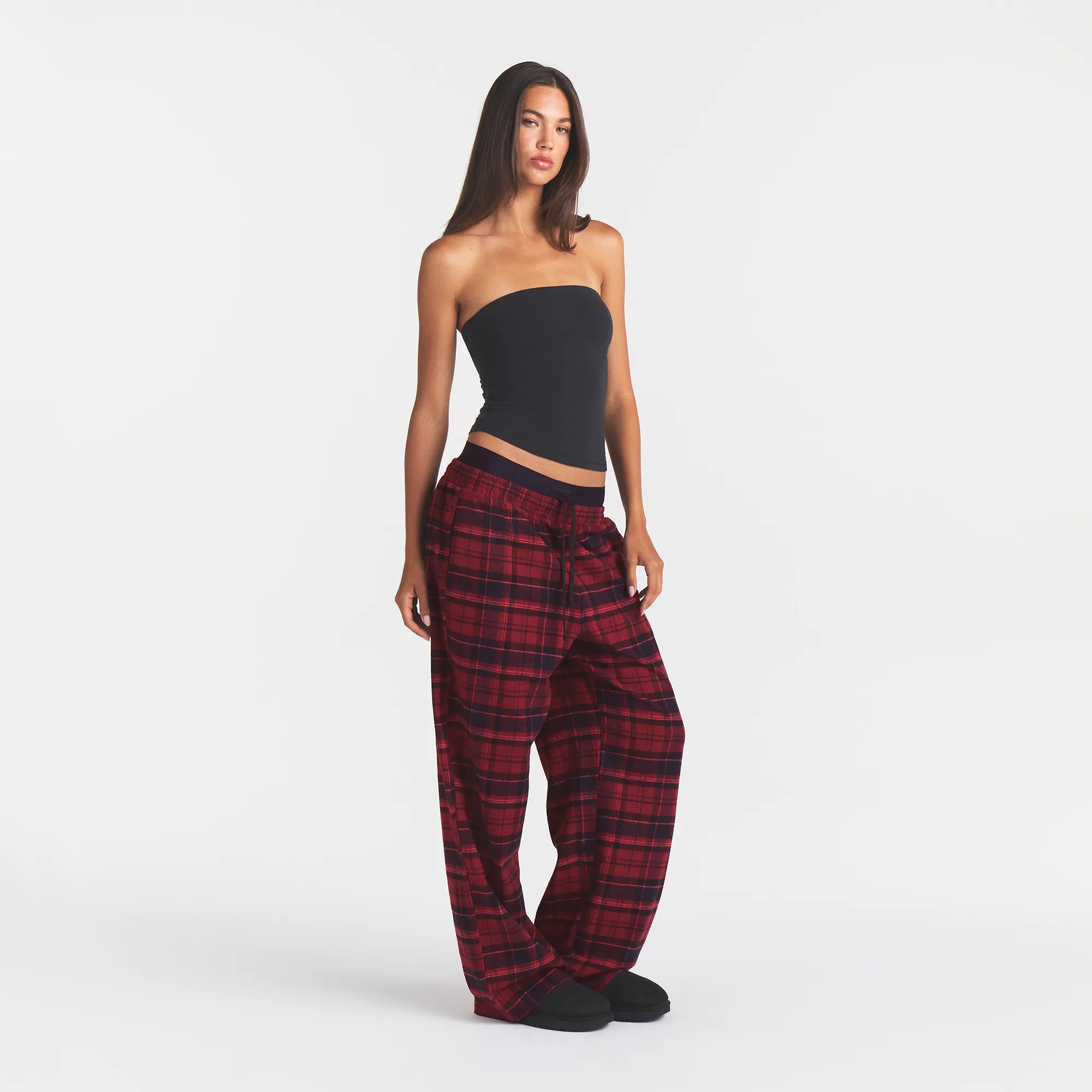 OUTDOOR FLANNEL OVERSIZED DOUBLE WAISTBAND PANT | MERLOT CABIN PLAID - Image 4