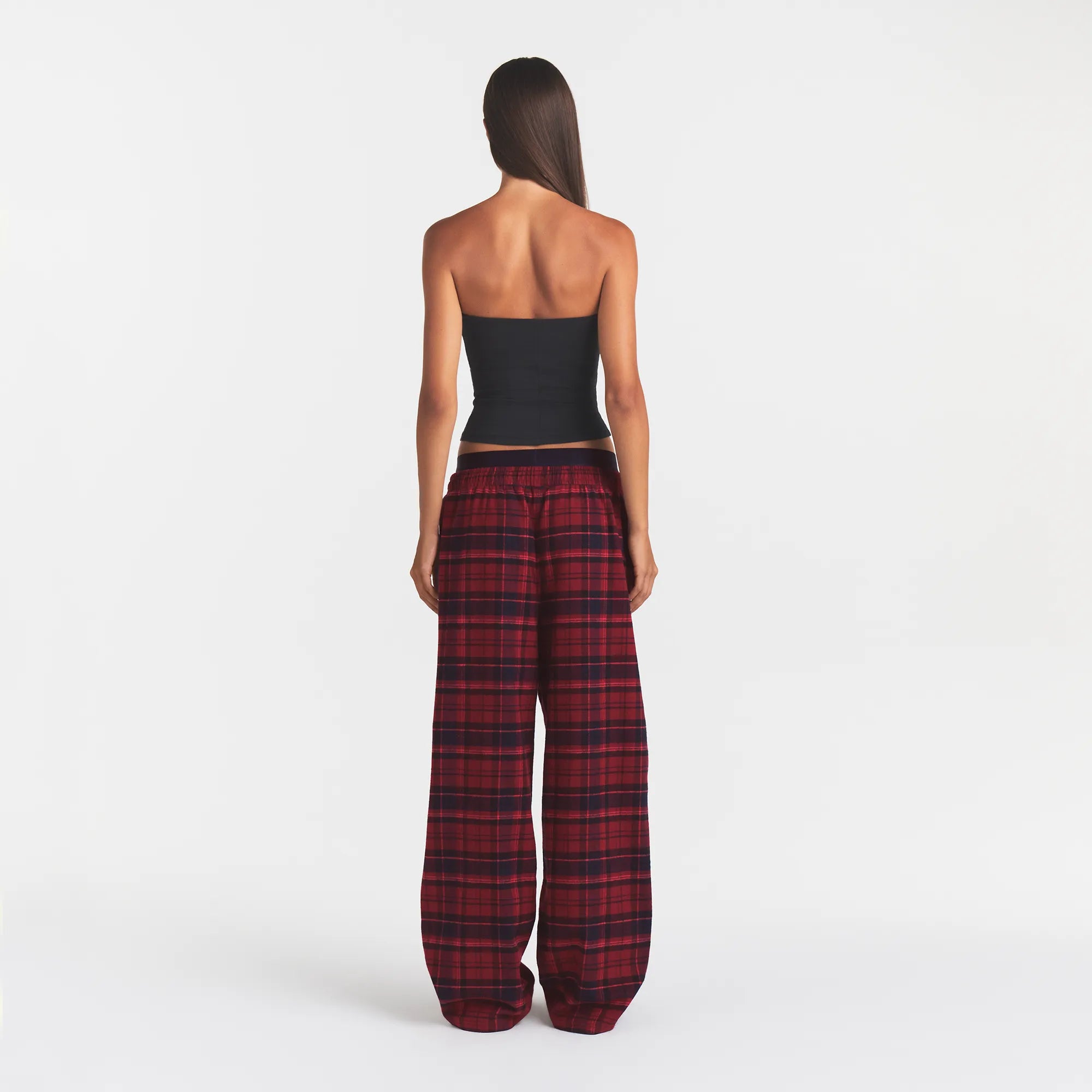 OUTDOOR FLANNEL OVERSIZED DOUBLE WAISTBAND PANT | MERLOT CABIN PLAID - Image 5