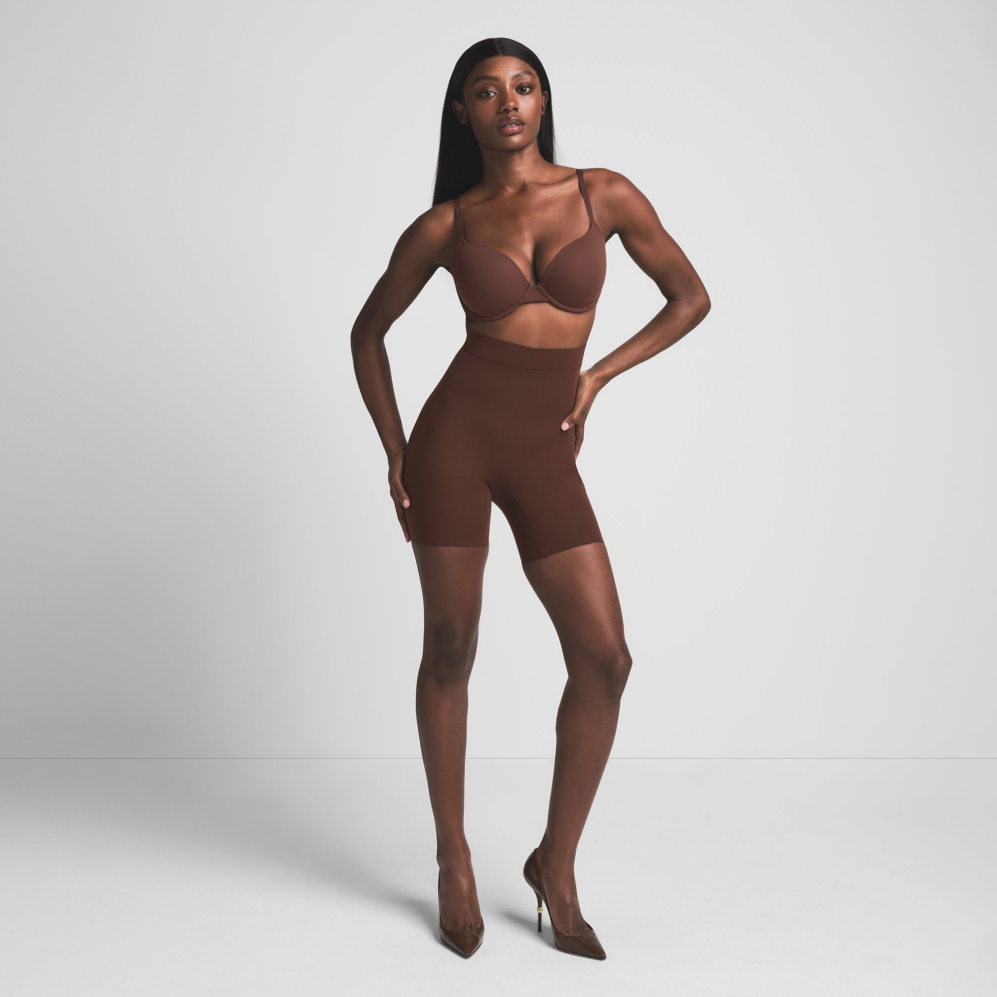 SHEER SEAMLESS HIGH-WAISTED MID THIGH SHORT | COCOA - Image 5