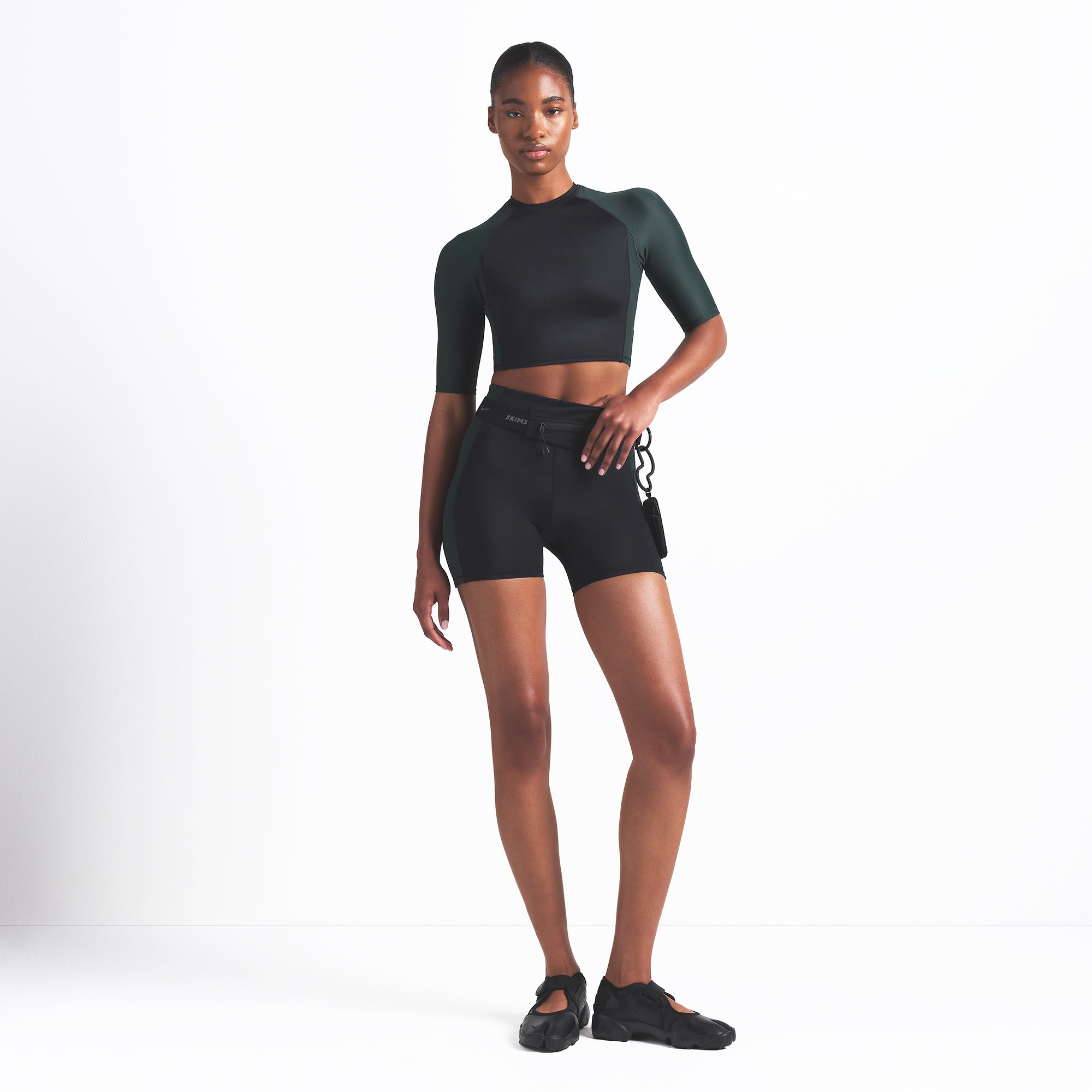 NikeSKIMS SHINE 5 BIKER SHORT | OBSIDIAN AND DARK TEAL - Image 2
