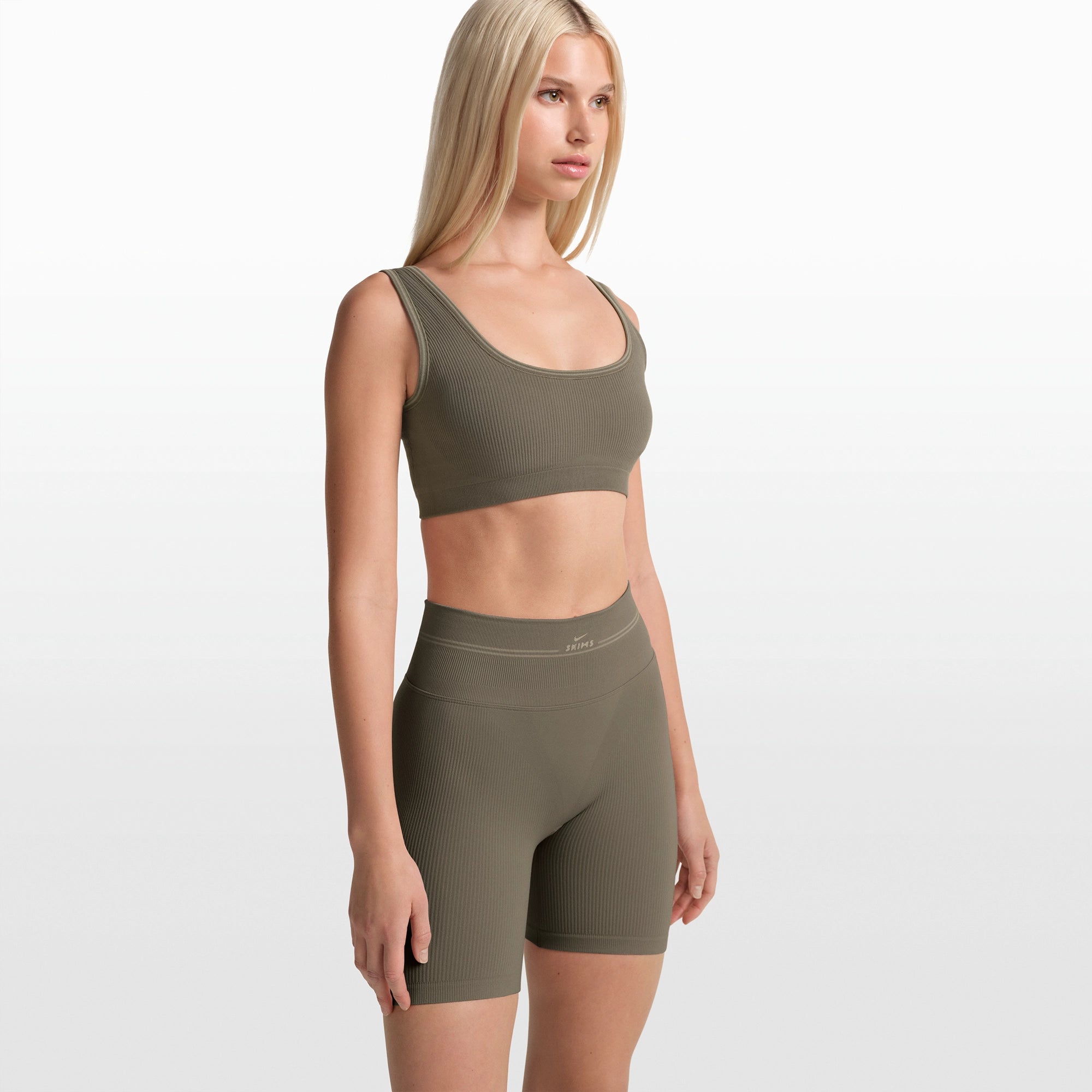 NikeSKIMS RIBBED SEAMLESS 5 BIKER SHORT | DUSTY OAKMOSS - Image 3