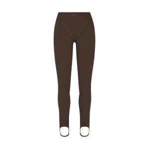 NikeSKIMS MATTE V-LINE STIRRUP LEGGING | DARK SEPIA