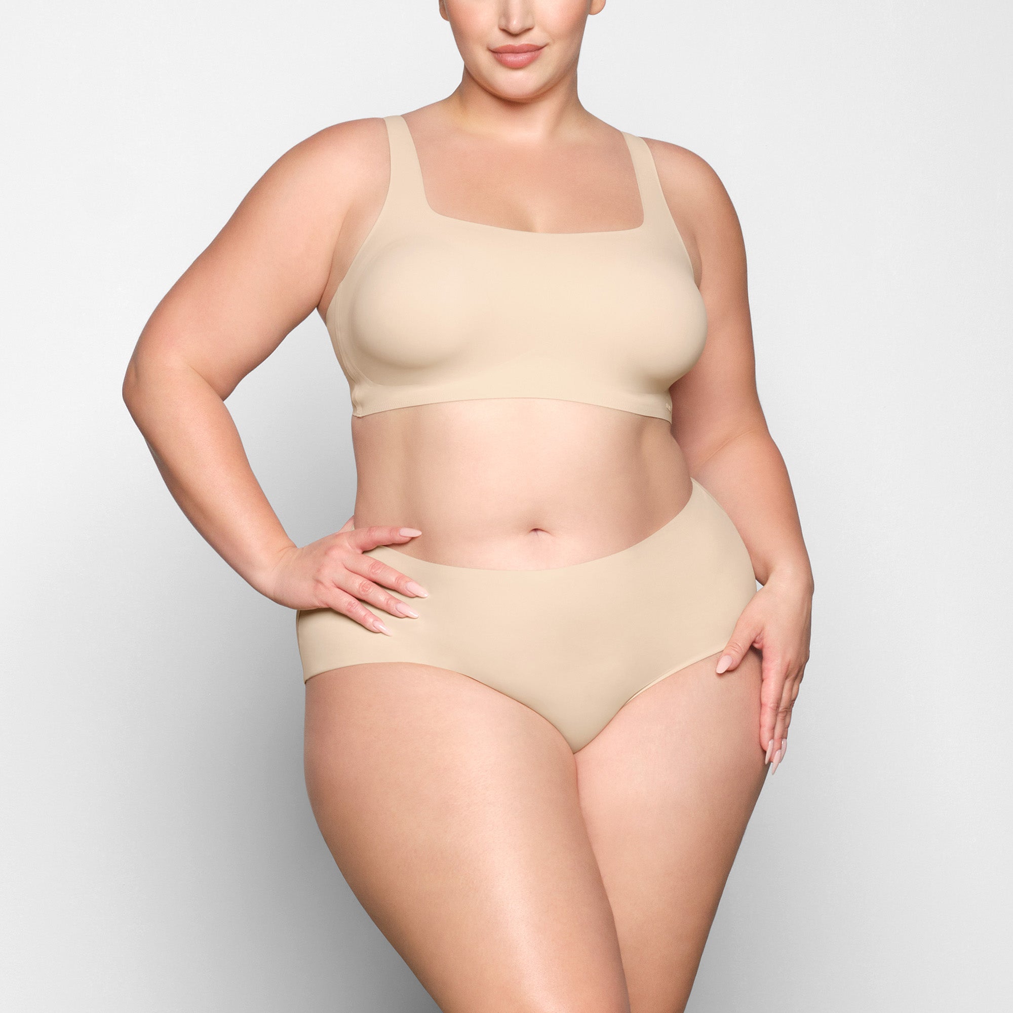 NAKED SCOOP BRALETTE | SAND - Image 2