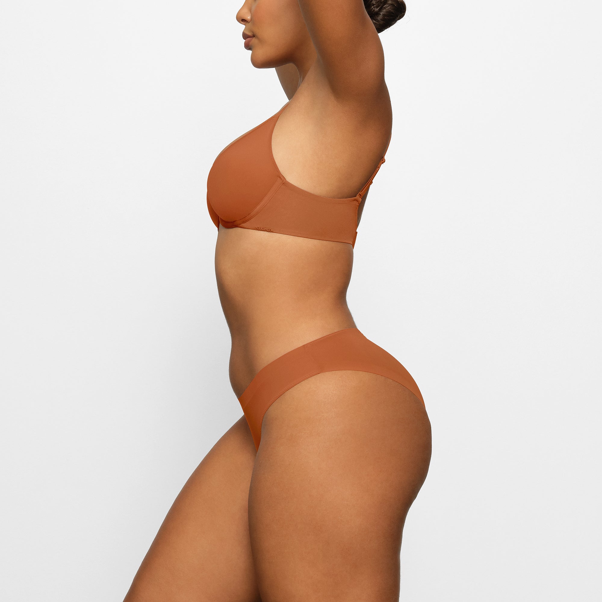 WEIGHTLESS SCOOP BRA | BRONZE - Image 3