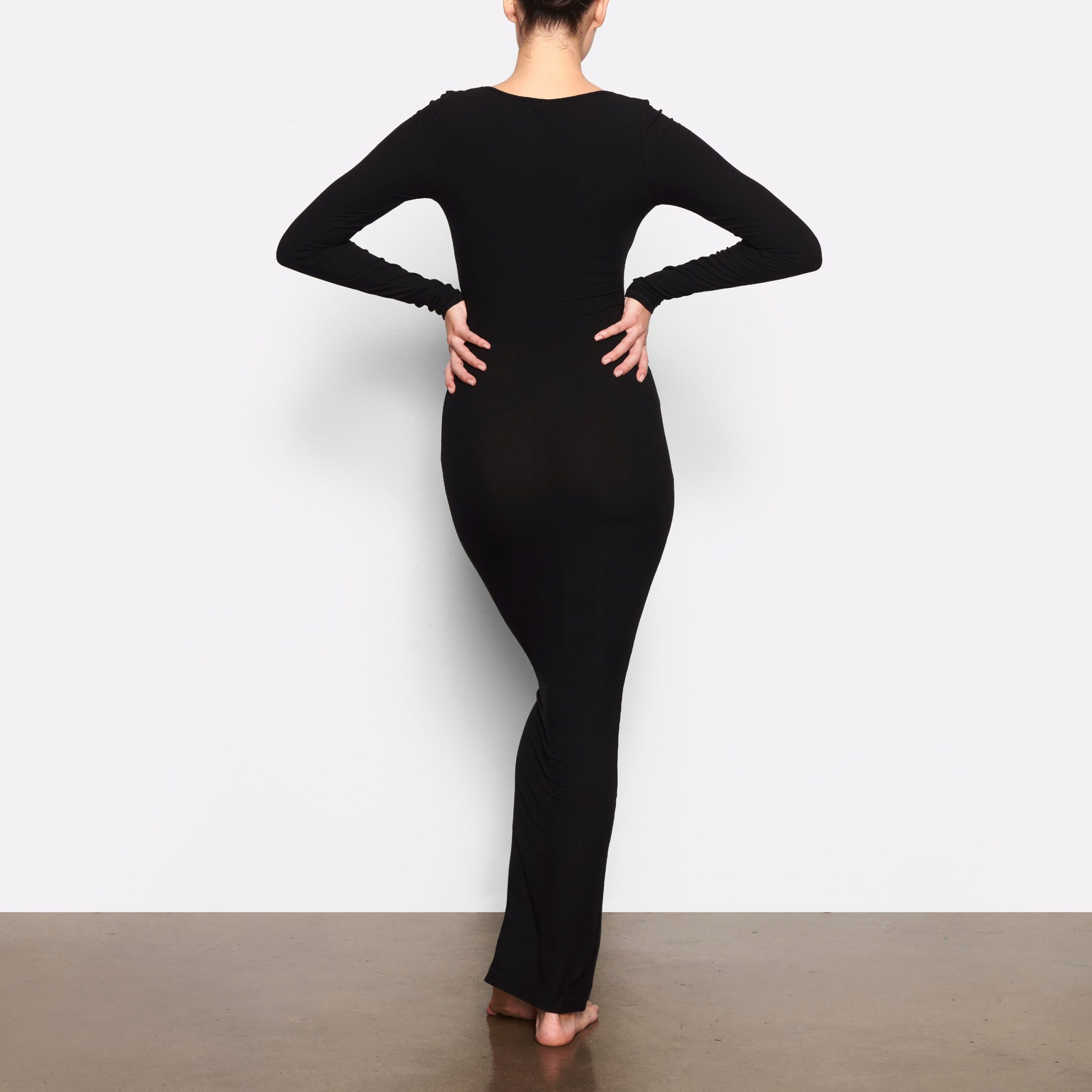 SOFT LOUNGE LONG SLEEVE DRESS | ONYX - Image 4