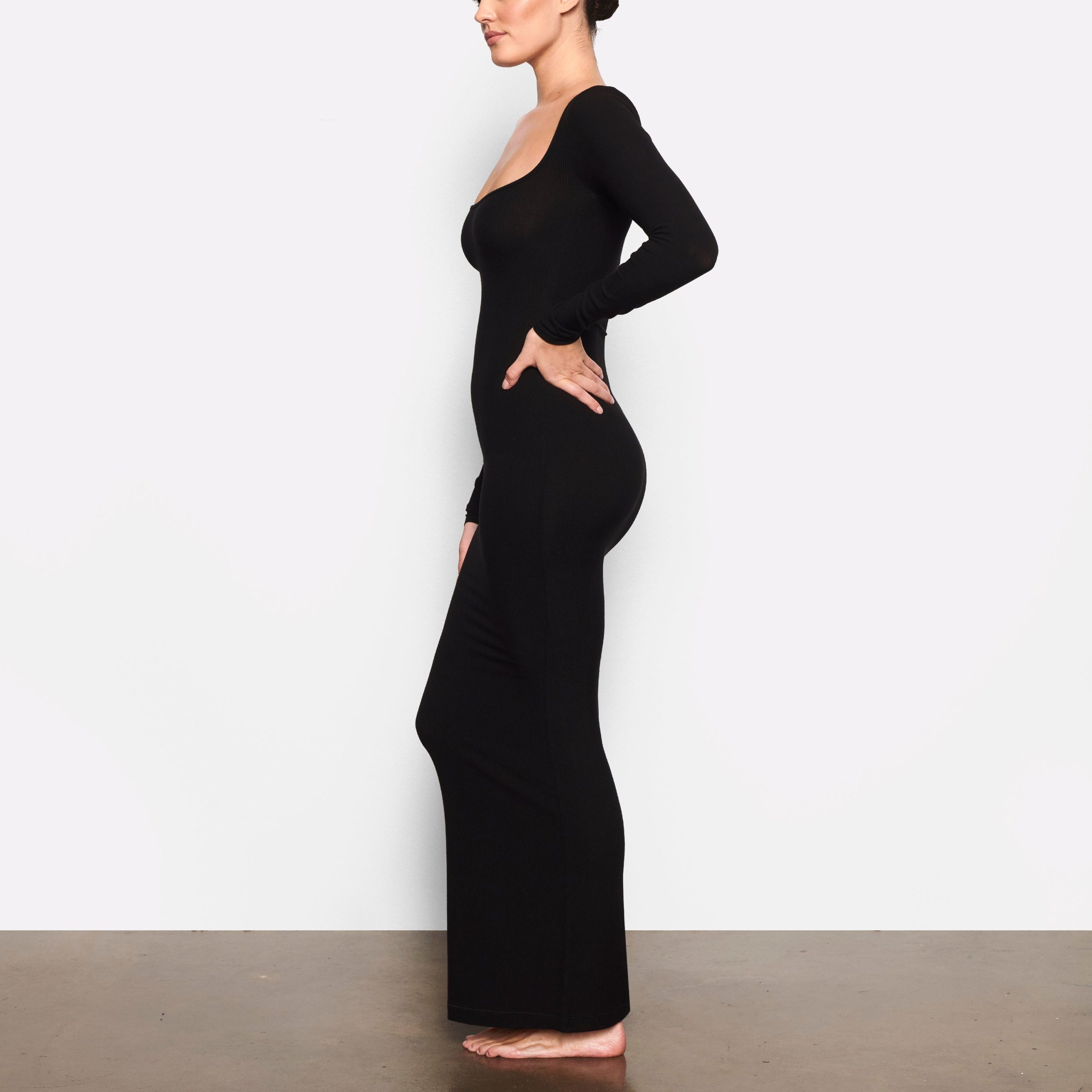 SOFT LOUNGE LONG SLEEVE DRESS | ONYX - Image 3