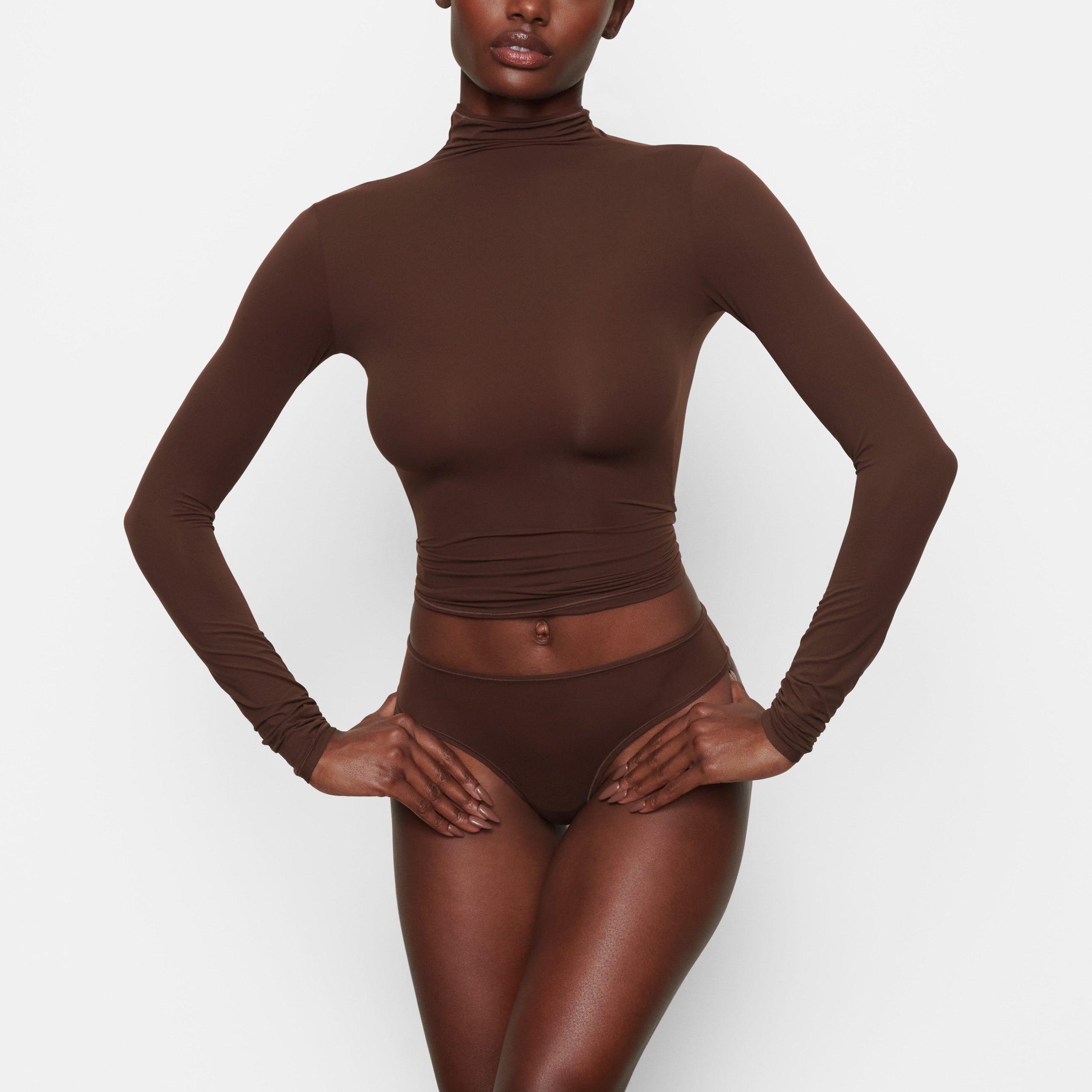 FITS EVERYBODY TURTLENECK TOP | COCOA - Image 2