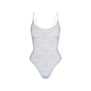 STRETCH LACE SCOOP NECK BODYSUIT | POWDER BLUE