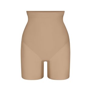 SKIMS BODY CORE SCULPT MID RISE SHORT | CLAY