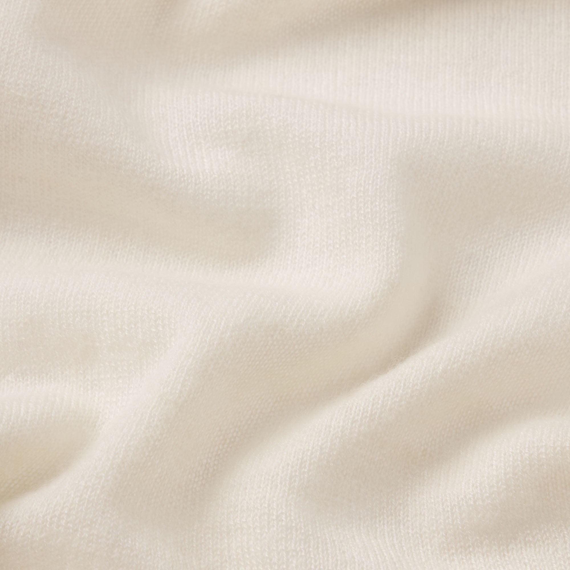 FEATHERWEIGHT CASHMERE TEE | EGRET - Image 6