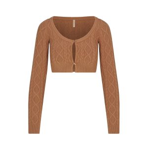SWEATER KNITS CABLEKNIT CROPPED CARDIGAN | DARK HONEY
