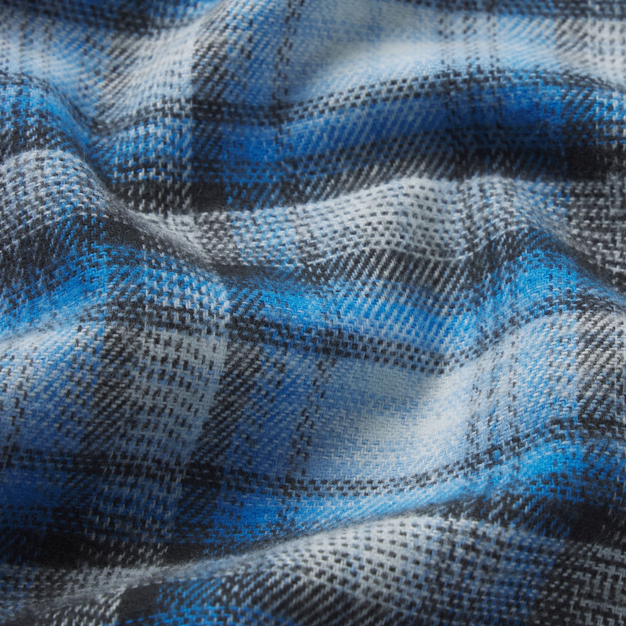 OUTDOOR FLANNEL OVERSIZED HOODED SHIRT | AZURE PLAID - Image 6