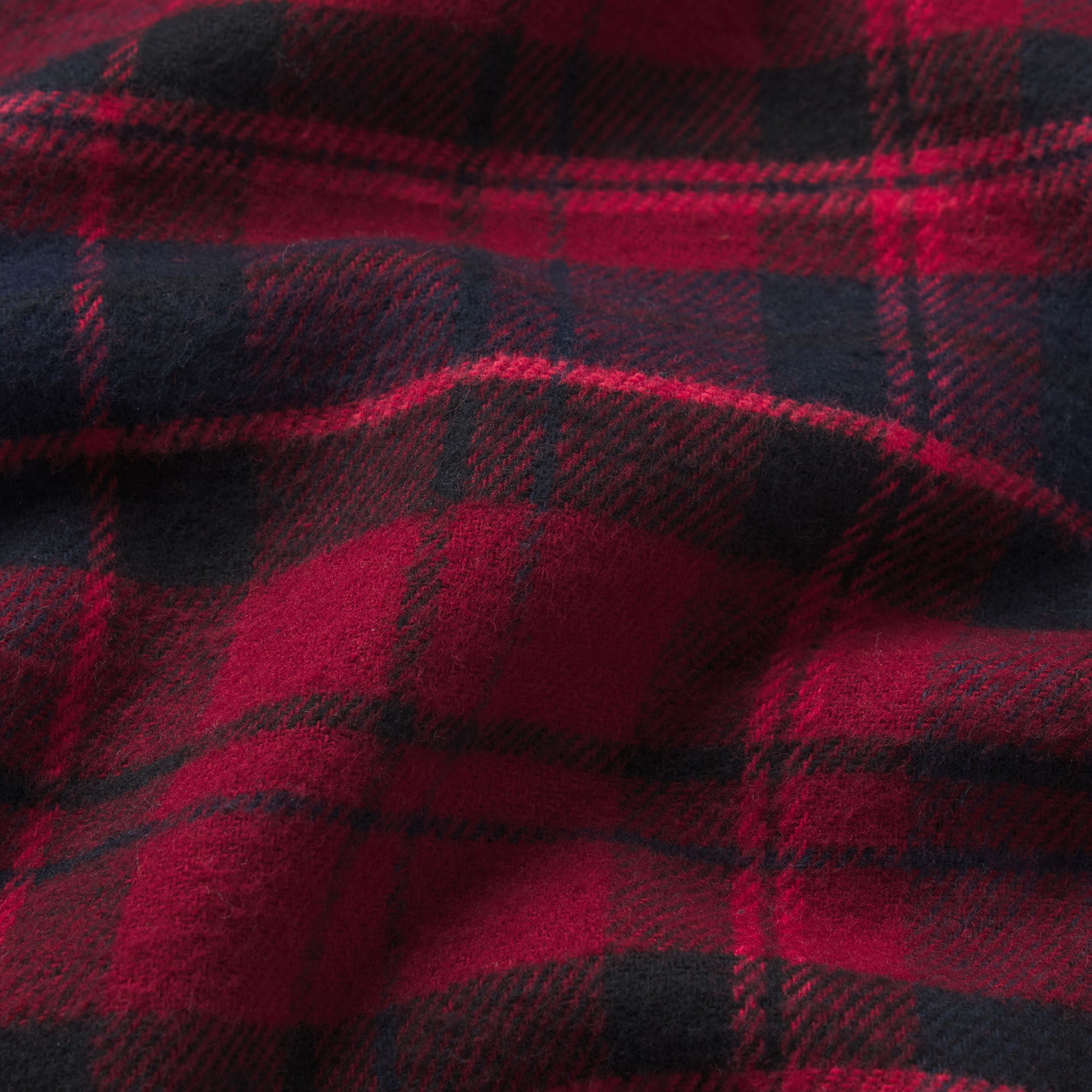 OUTDOOR FLANNEL OVERSIZED HOODED SHIRT | MERLOT CABIN PLAID - Image 7