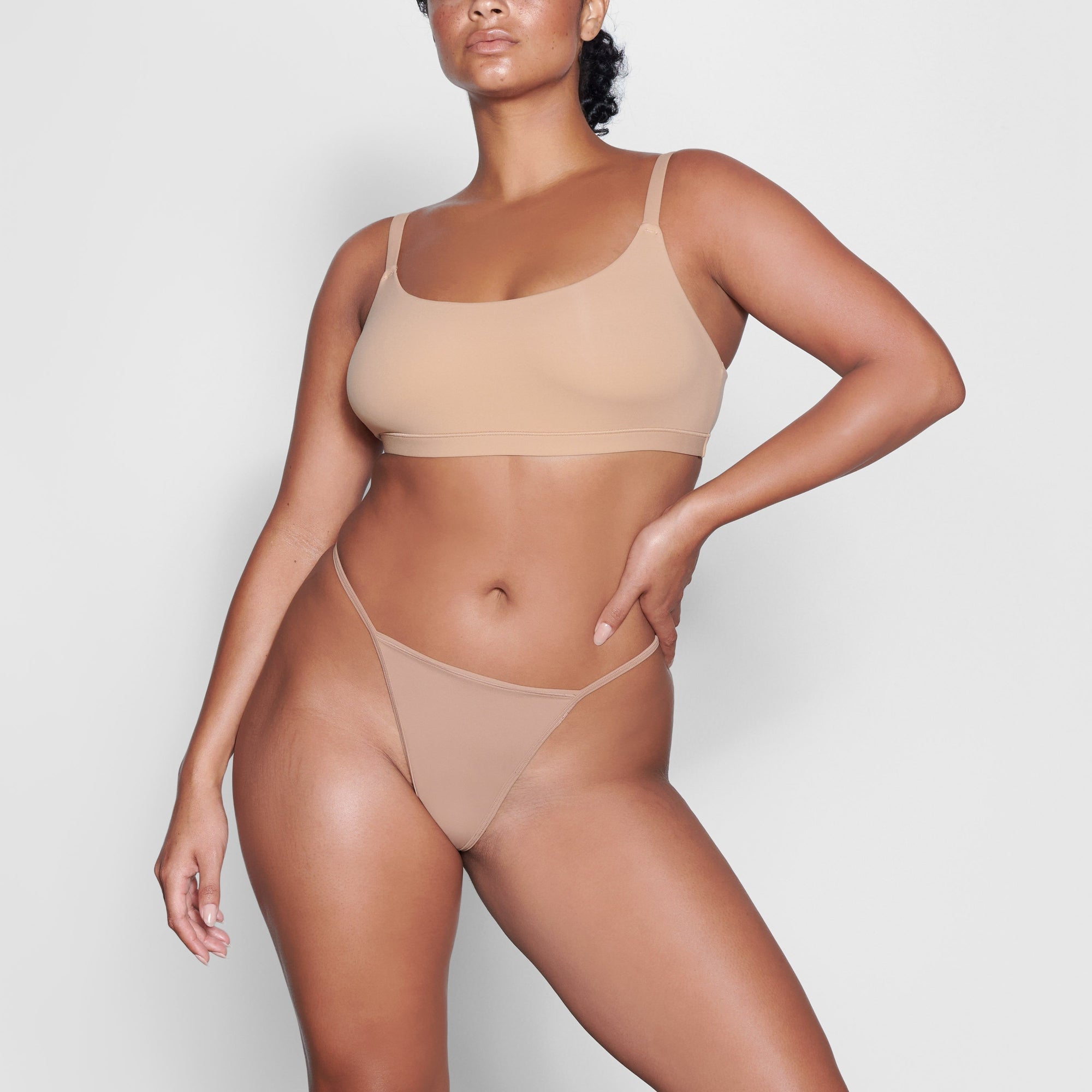 FITS EVERYBODY T-STRING THONG | OCHRE - Image 2