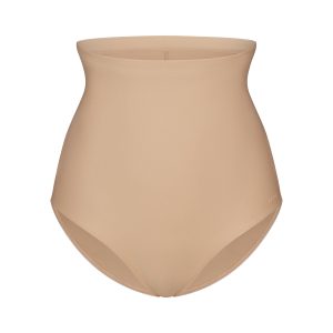 SKIMS BODY CORE SCULPT BUTT LIFTING BRIEF | CLAY