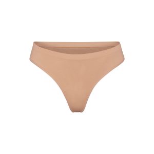SOFT SMOOTHING SEAMLESS THONG | OCHRE