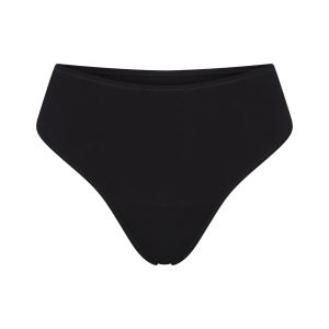 PERIOD PANTIES THONG | OBSIDIAN