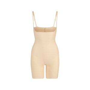 SKIMS BODY CORE SCULPT OPEN BUST MID THIGH BODYSUIT | SAND