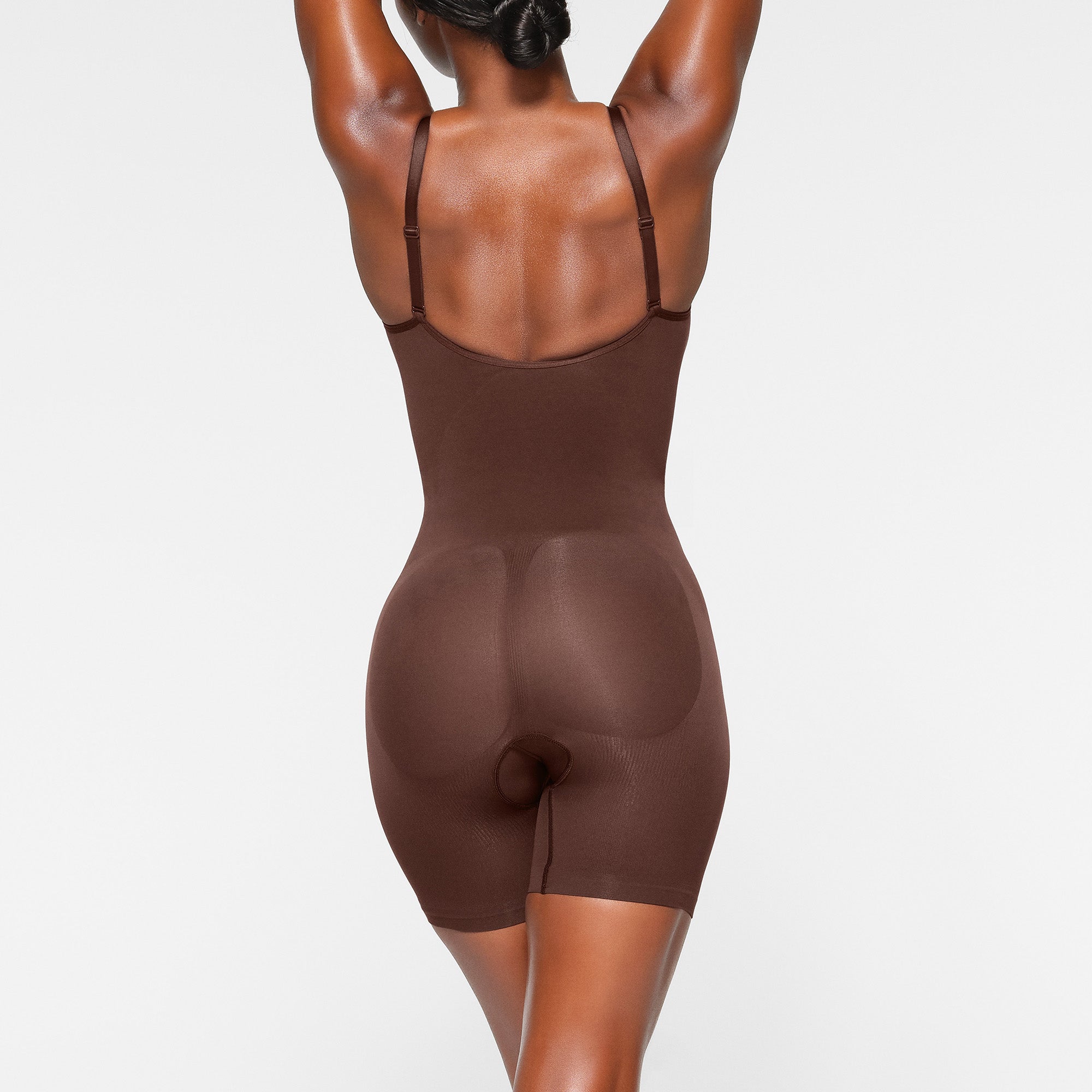 SEAMLESS SCULPT MID THIGH BODYSUIT | COCOA - Image 4
