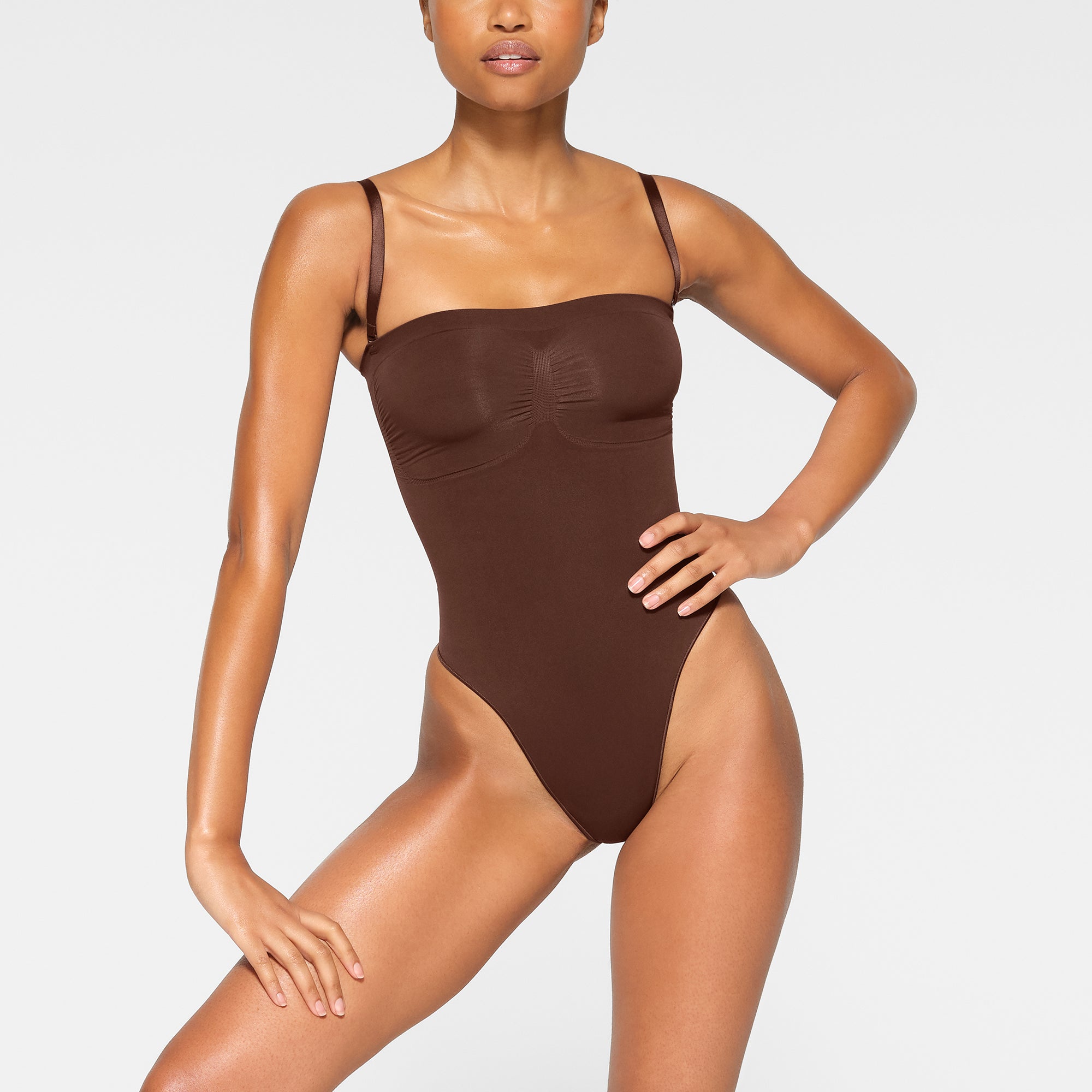 SEAMLESS SCULPT STRAPLESS THONG BODYSUIT | COCOA - Image 5