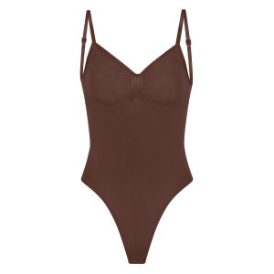 SEAMLESS SCULPT LOW BACK THONG BODYSUIT | COCOA