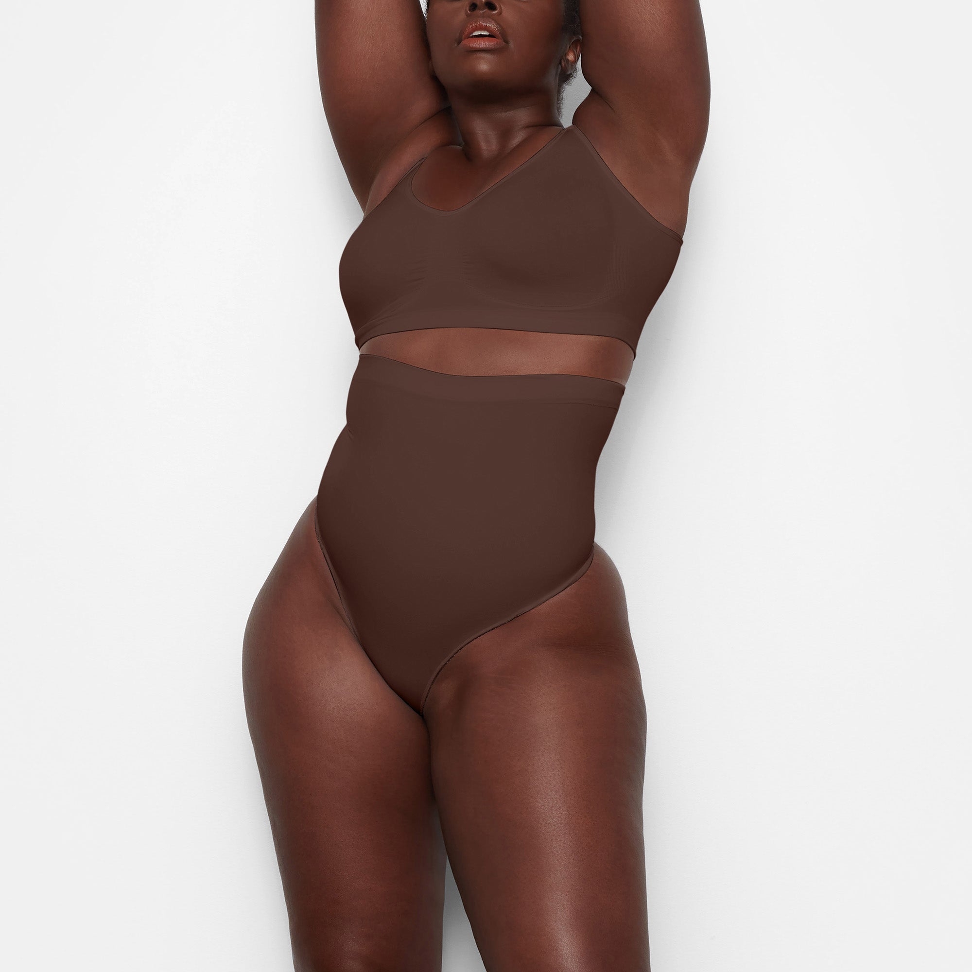 SEAMLESS SCULPT HIGH-WAISTED THONG | COCOA - Image 2