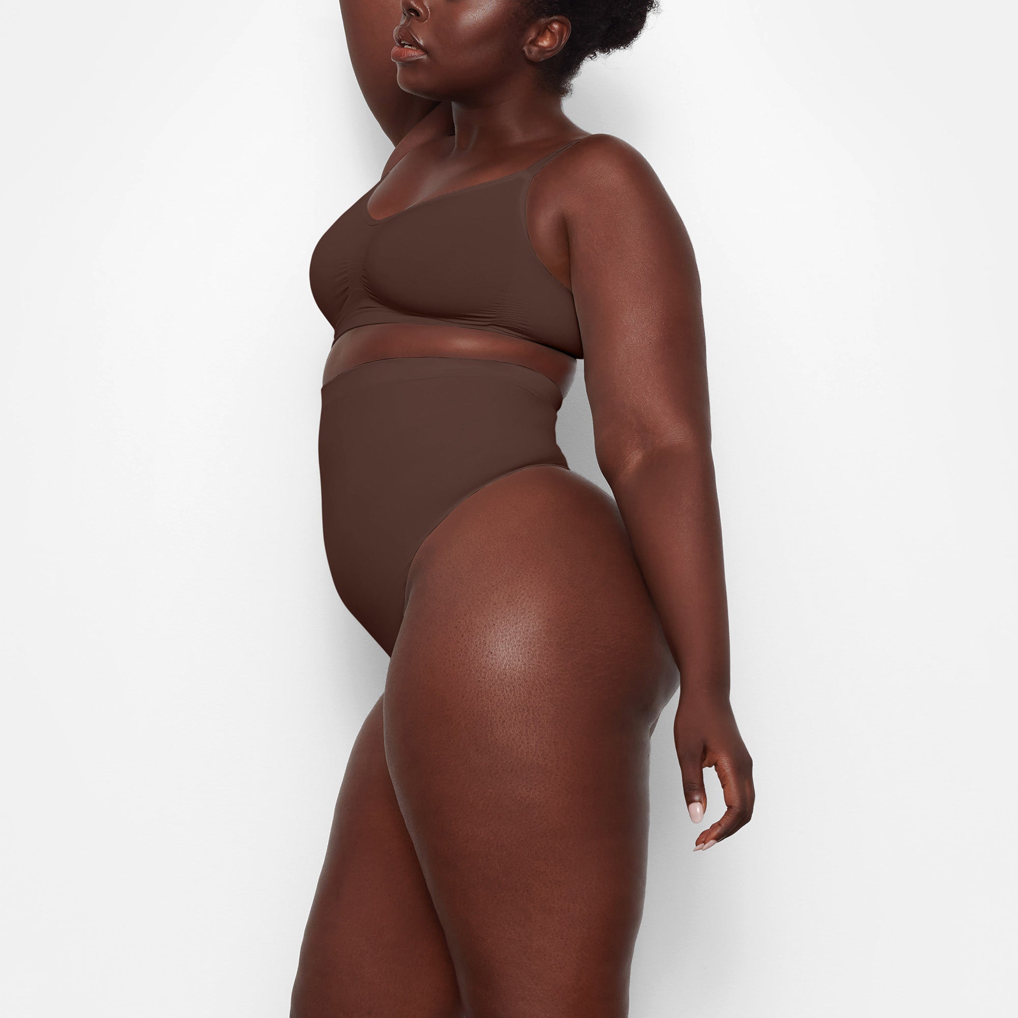 SEAMLESS SCULPT HIGH-WAISTED THONG | COCOA - Image 3