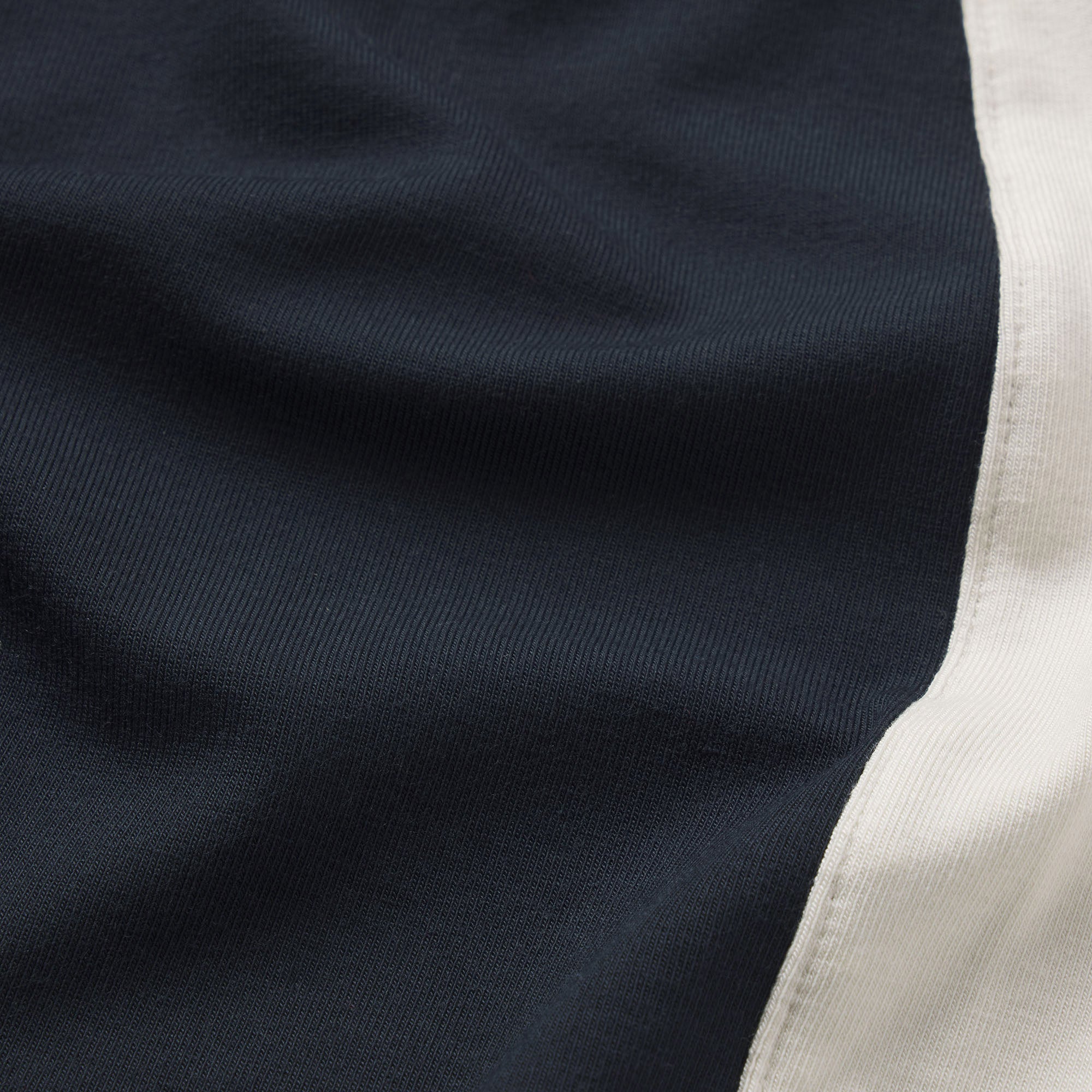SMOOTH LAYERS MICRO SHORT | ONYX ECRU CONTRAST - Image 7