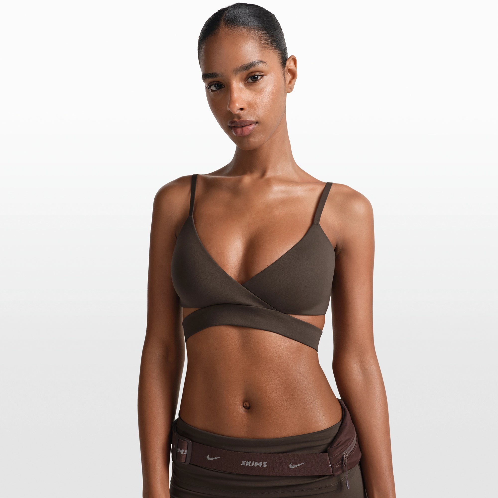 NikeSKIMS MATTE WRAP FRONT BRA | DARK SEPIA - Image 3