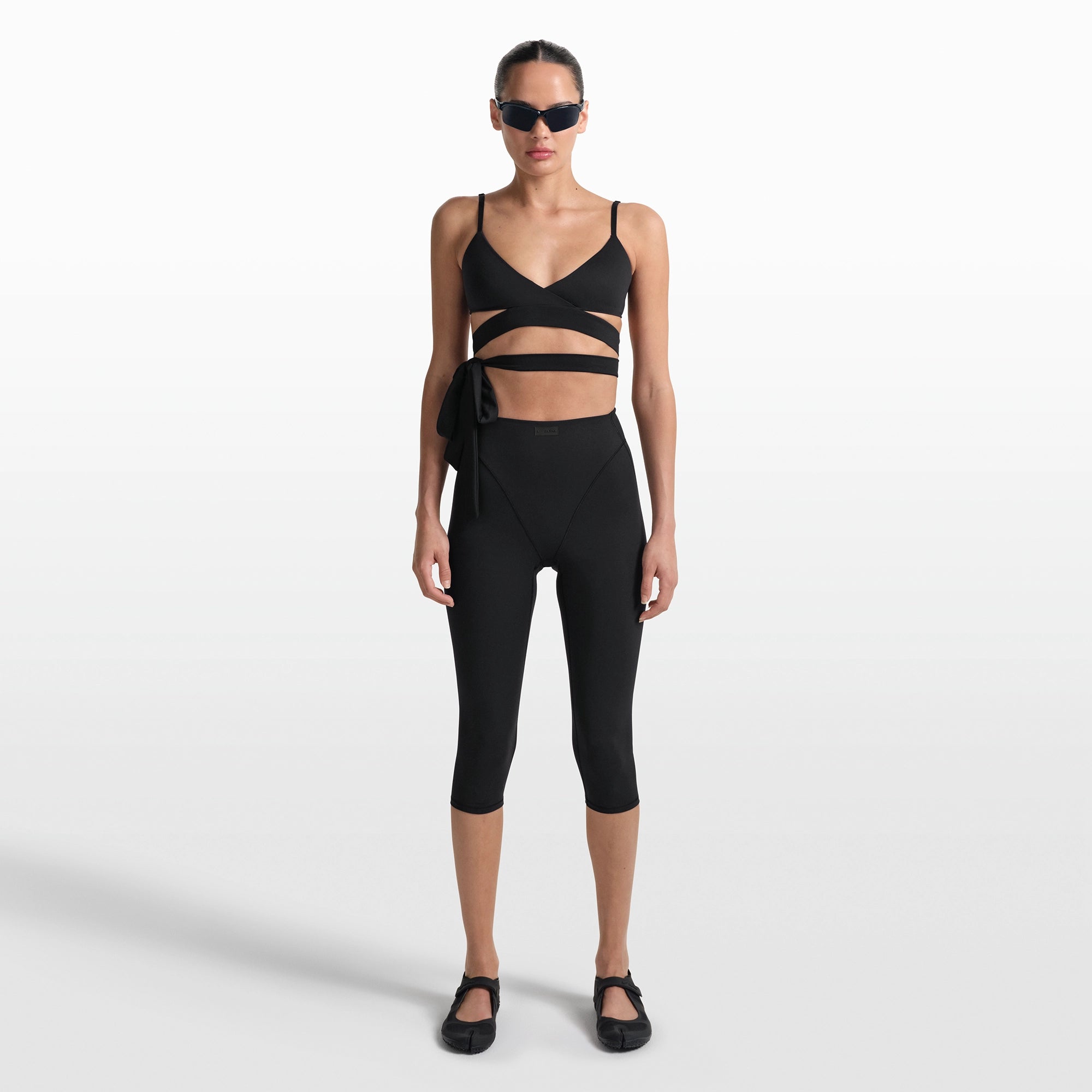 NikeSKIMS MATTE WRAP FRONT BRA | OBSIDIAN - Image 2