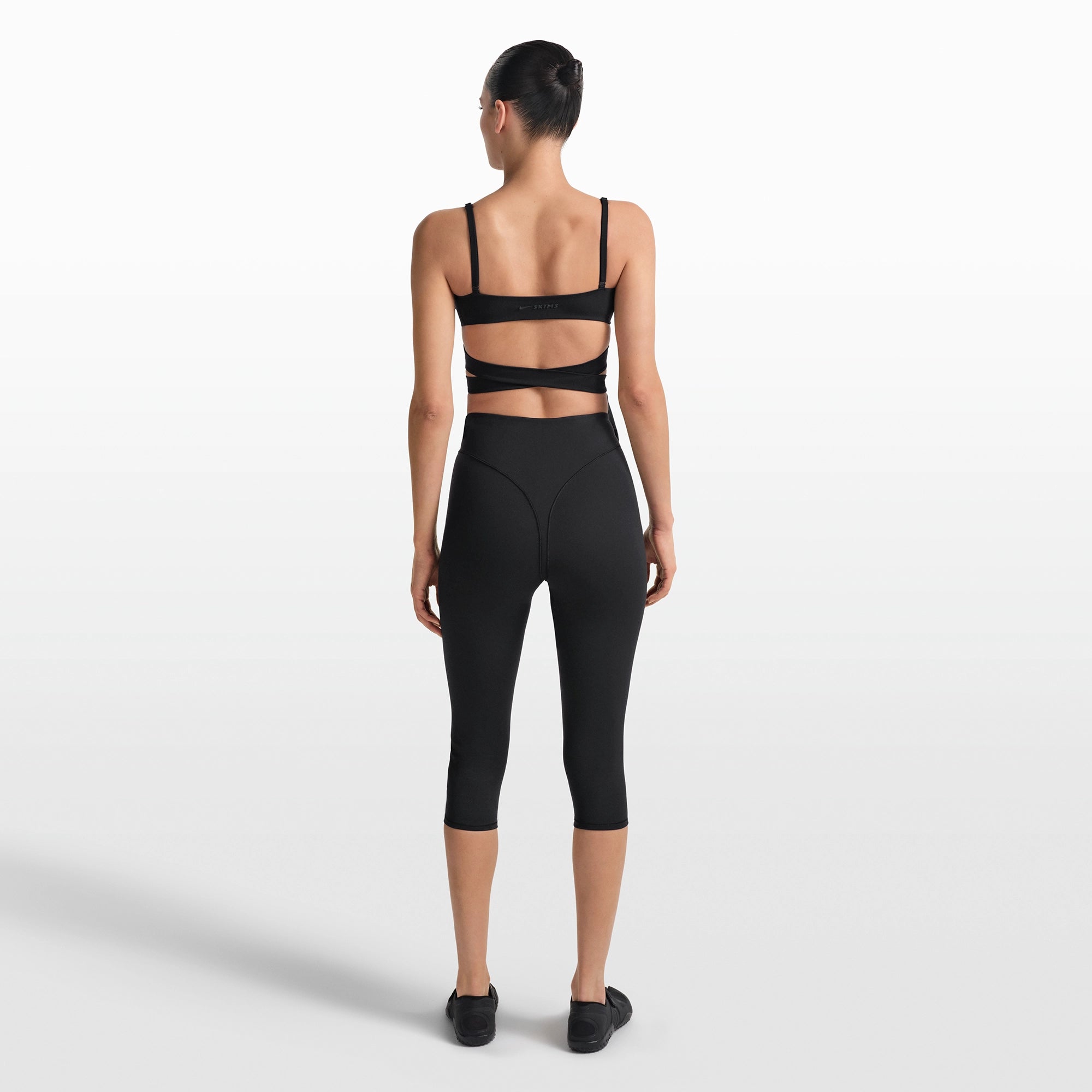 NikeSKIMS MATTE WRAP FRONT BRA | OBSIDIAN - Image 6