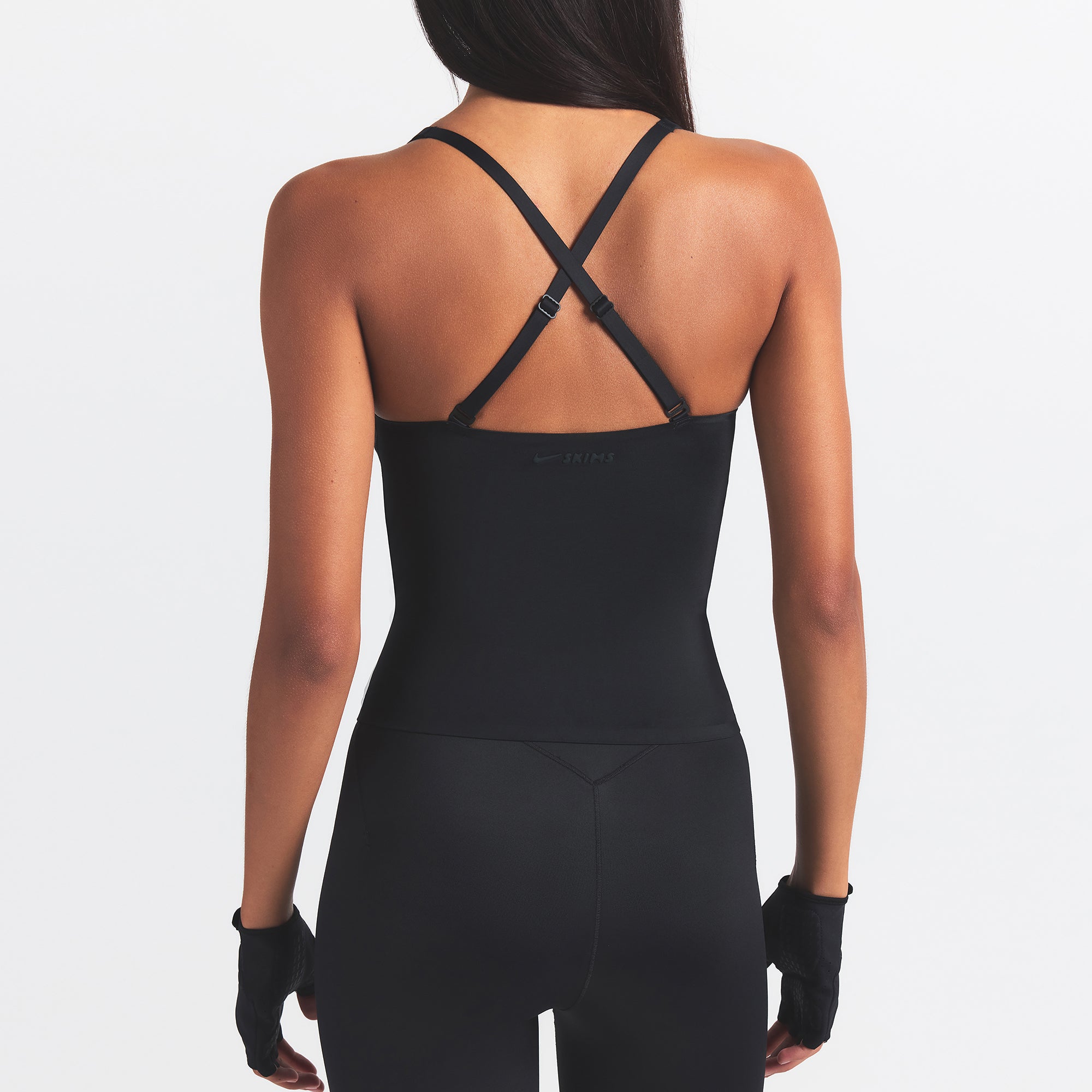 NikeSKIMS SHINE V-NECK TANK | OBSIDIAN - Image 3